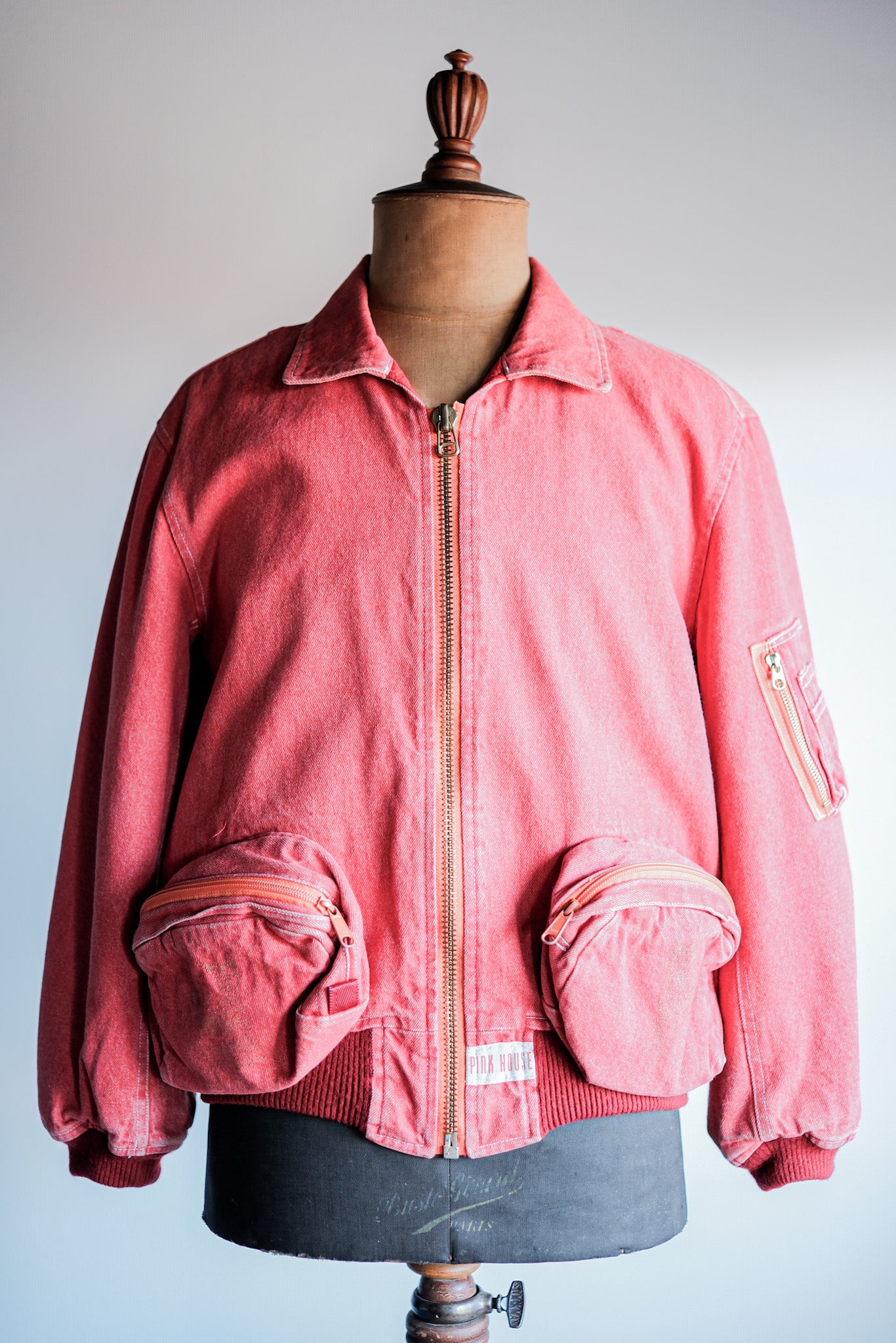 90's】Old PINK HOUSE Red Denim Blouson – VIEUX ET NOUVEAU