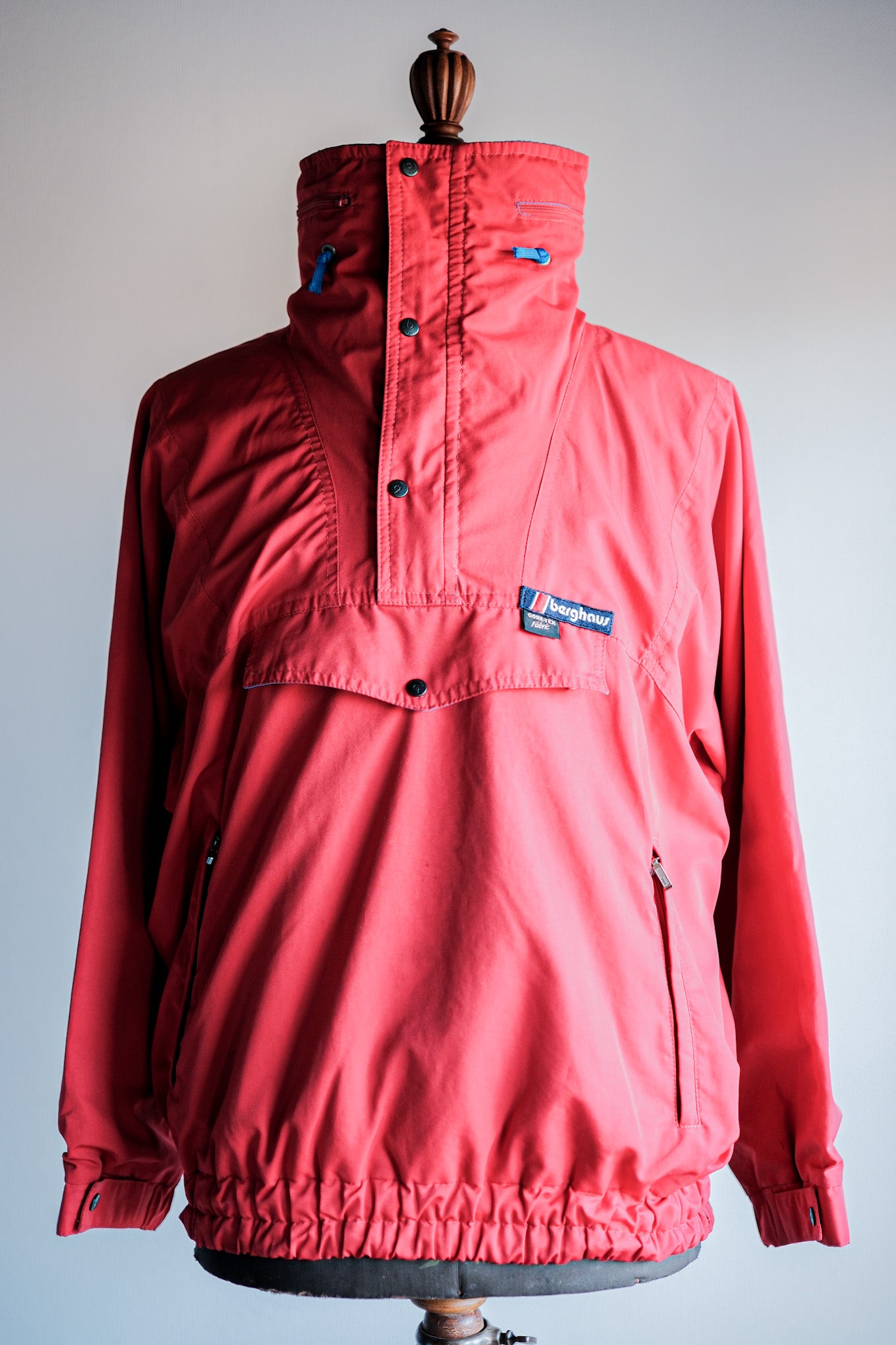 【~90's】Vintage Berghaus GORE-TEX Hiking Smock