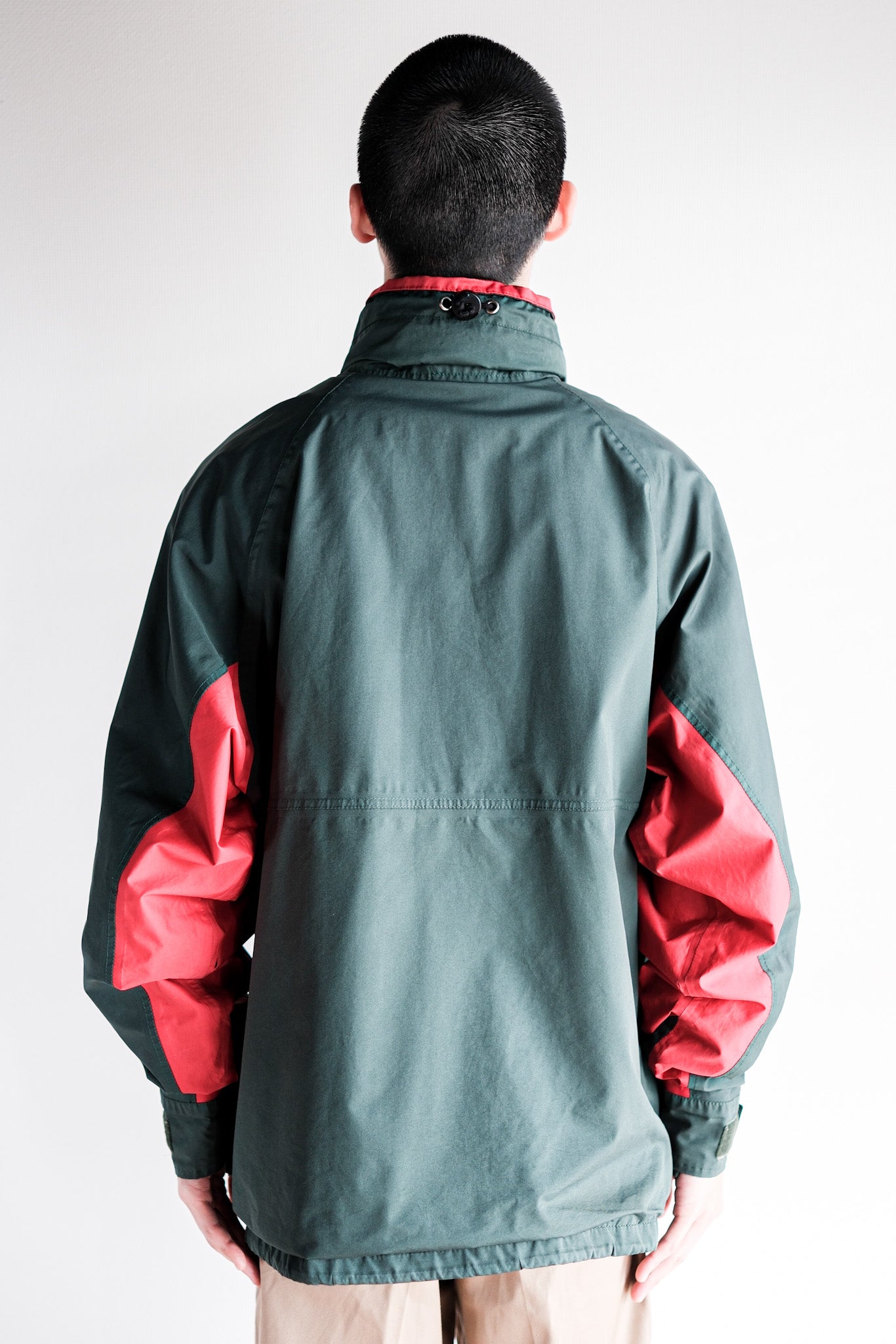 【~90's】Vintage Berghaus Nylon Hiking Jacket Size.Medium