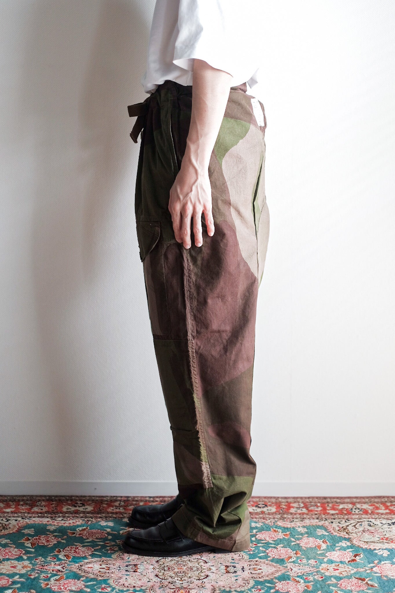 【~40's】British Army SAS Camouflaged Windproof Trousers Size.2 "Dead Stock"