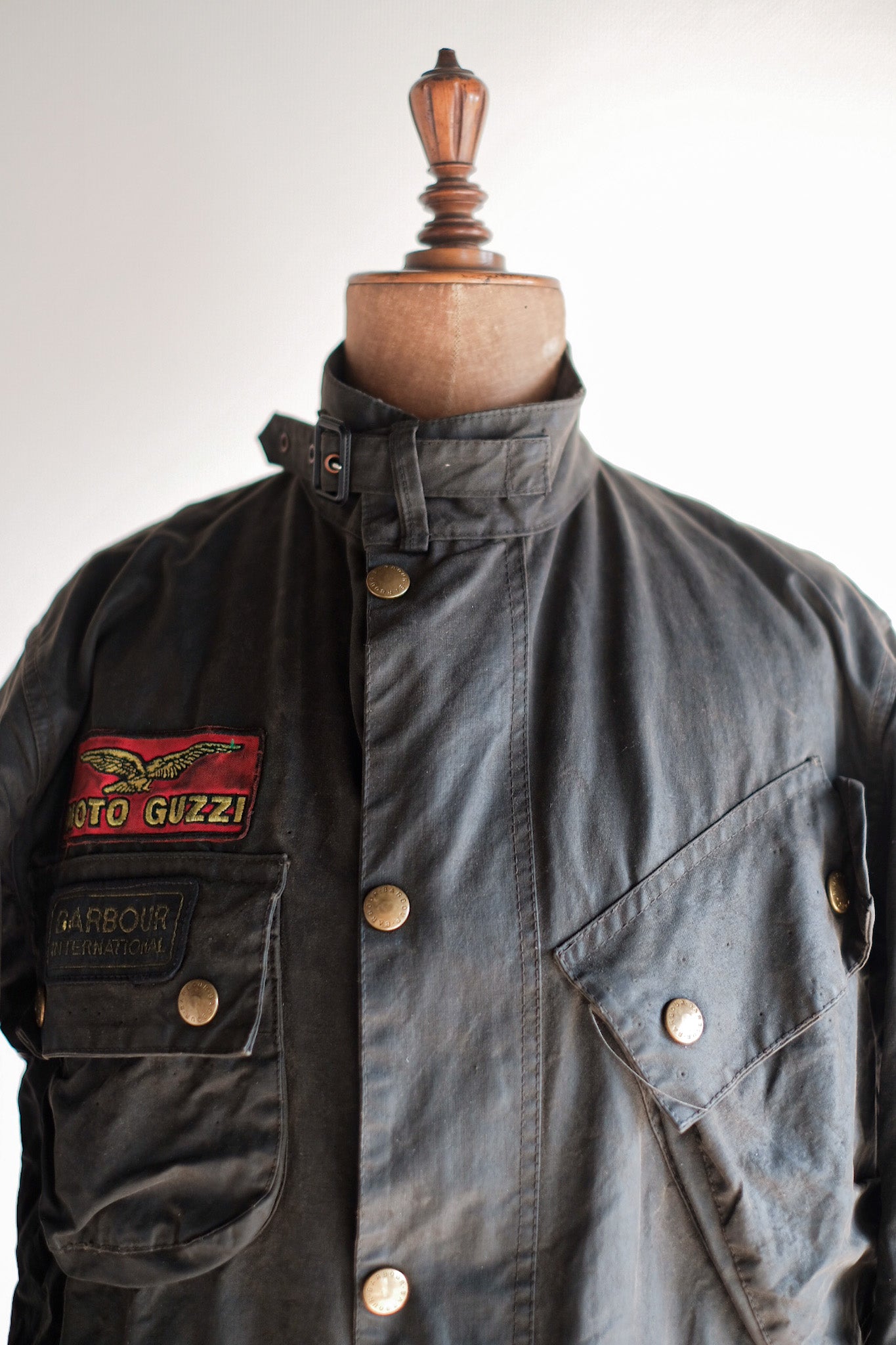 【~80's】Vintage Barbour "INTERNATIONAL SUIT" 2 Crest Size.38