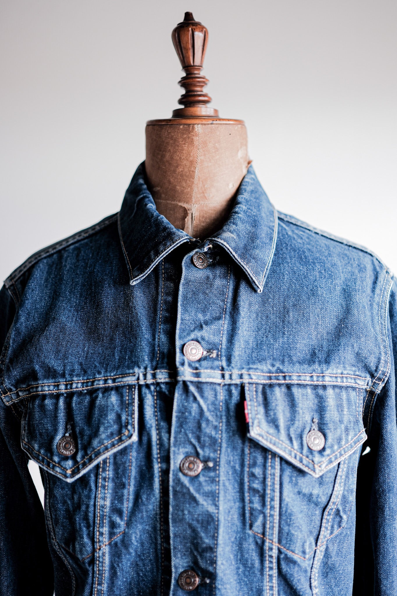【~60's】Vintage Levi's 557 Denim Jacket Size.40 "Big E"