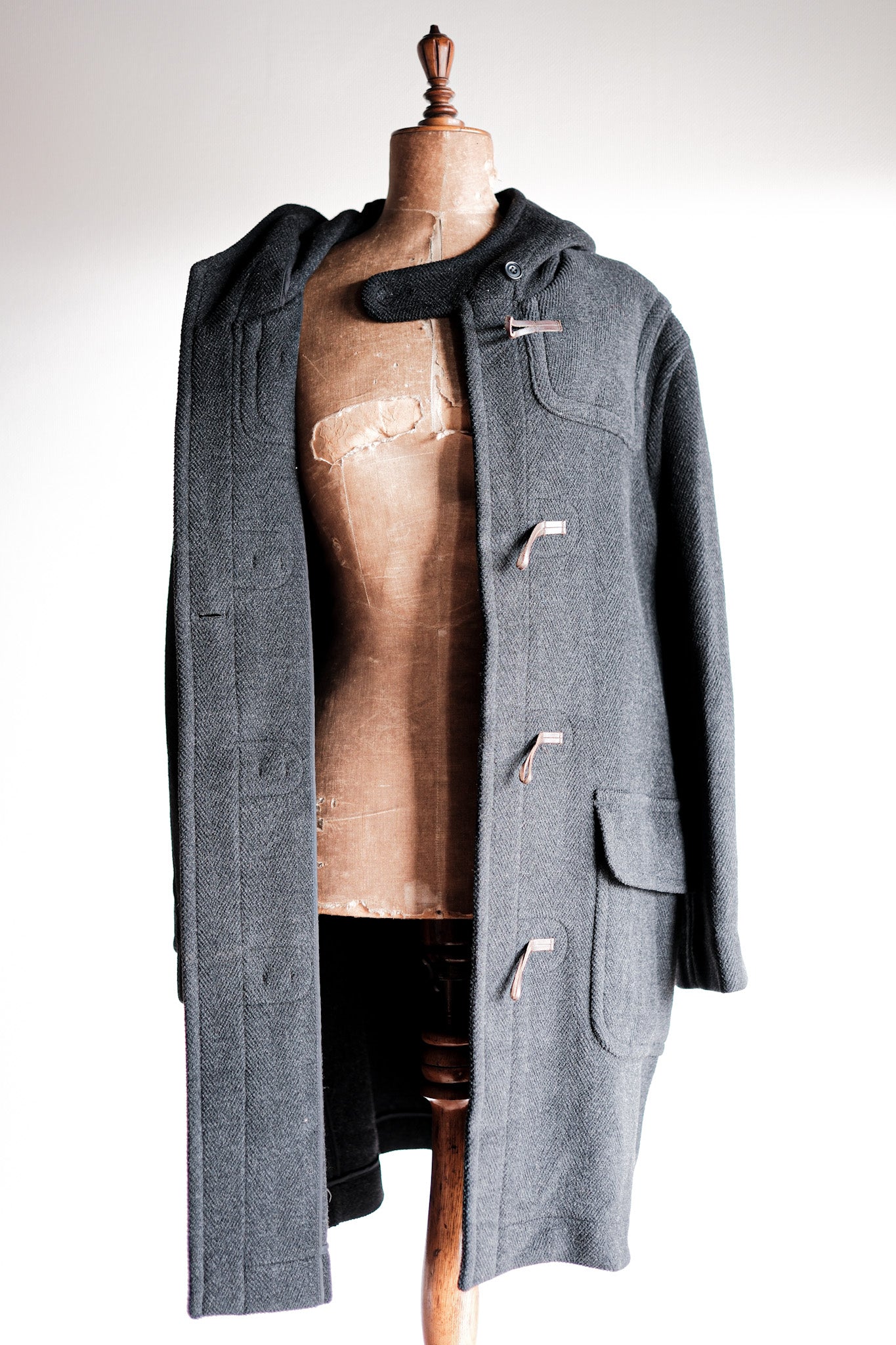 【~90's】Old INVERTERE Wool Duffle Coat "Moorbrook"