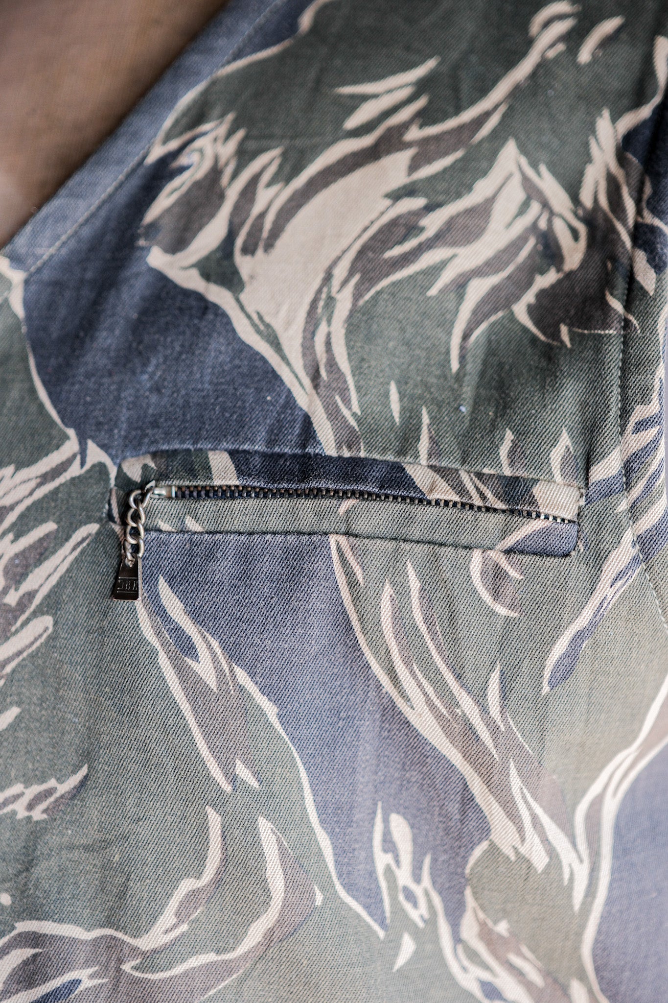 【~70's】American Vintage Tiger Stripe Camouflage Reversible Vest