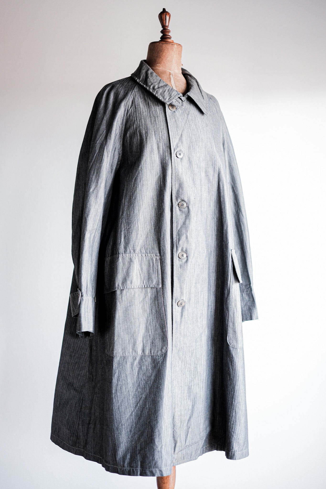 【~40's】French Vintage Salt & Pepper Cotton HBT Work Coat With Chin Strap "Dead Stock"