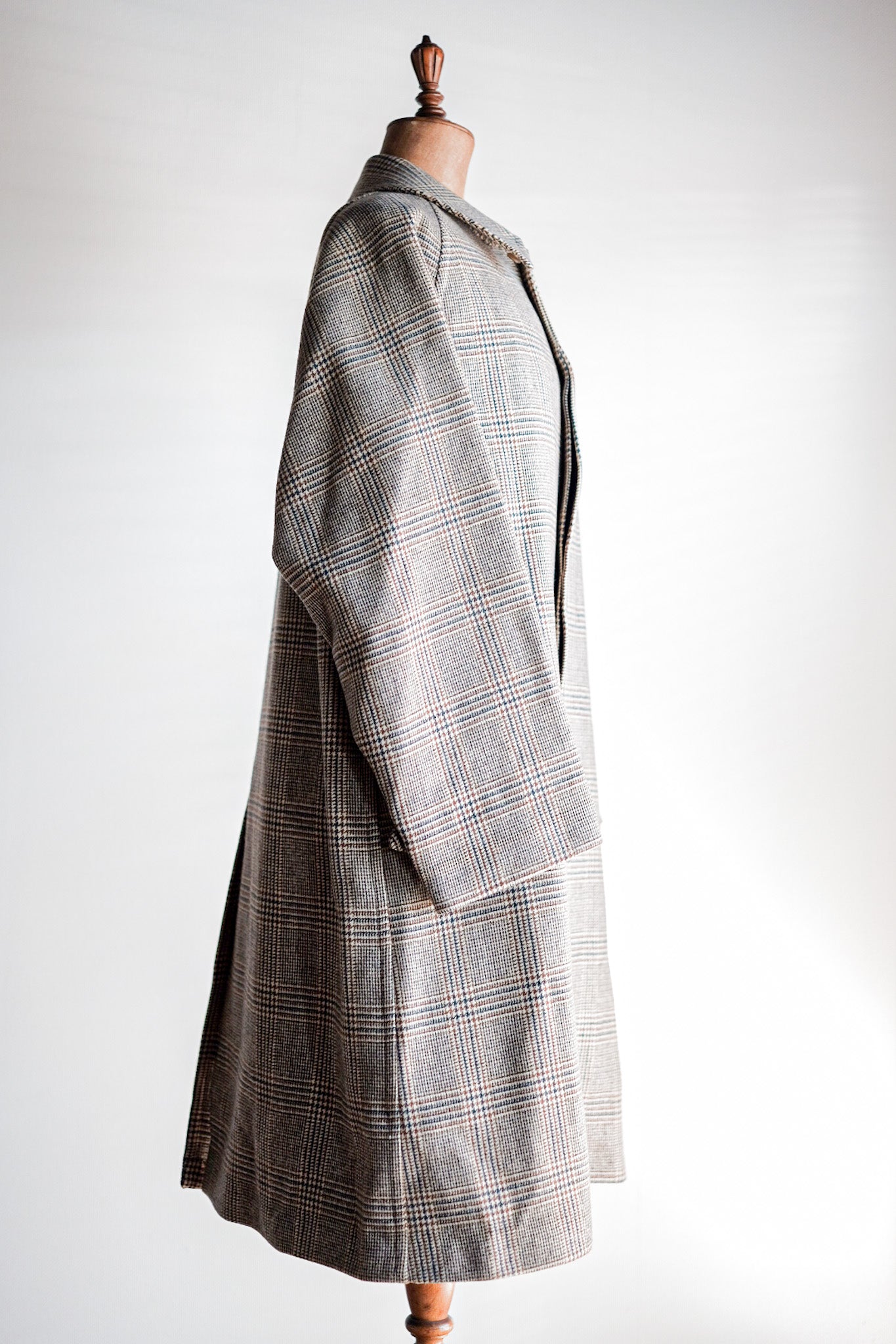 【~80's】Vintage Burberry's Single Raglan Balmacaan Coat Size.54R "Saddle Tweed"