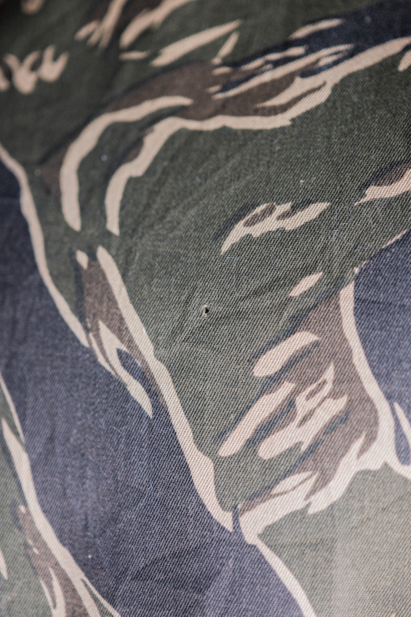 【~70's】American Vintage Tiger Stripe Camouflage Reversible Vest