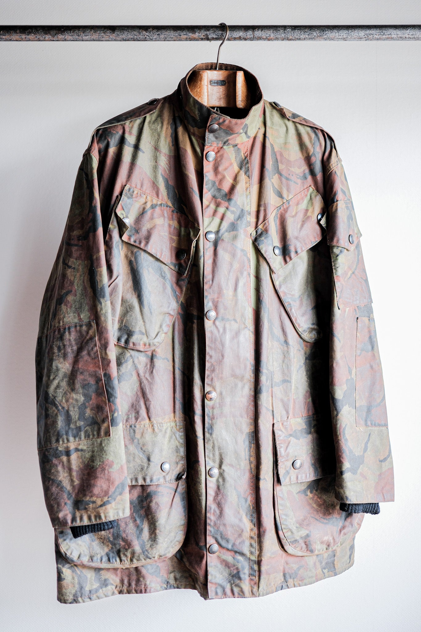 【~80's】Vintage Barbour DPM Camouflage Waxed Jacket “THE MILITARY" “2nd Model” 2 Crest Size.42