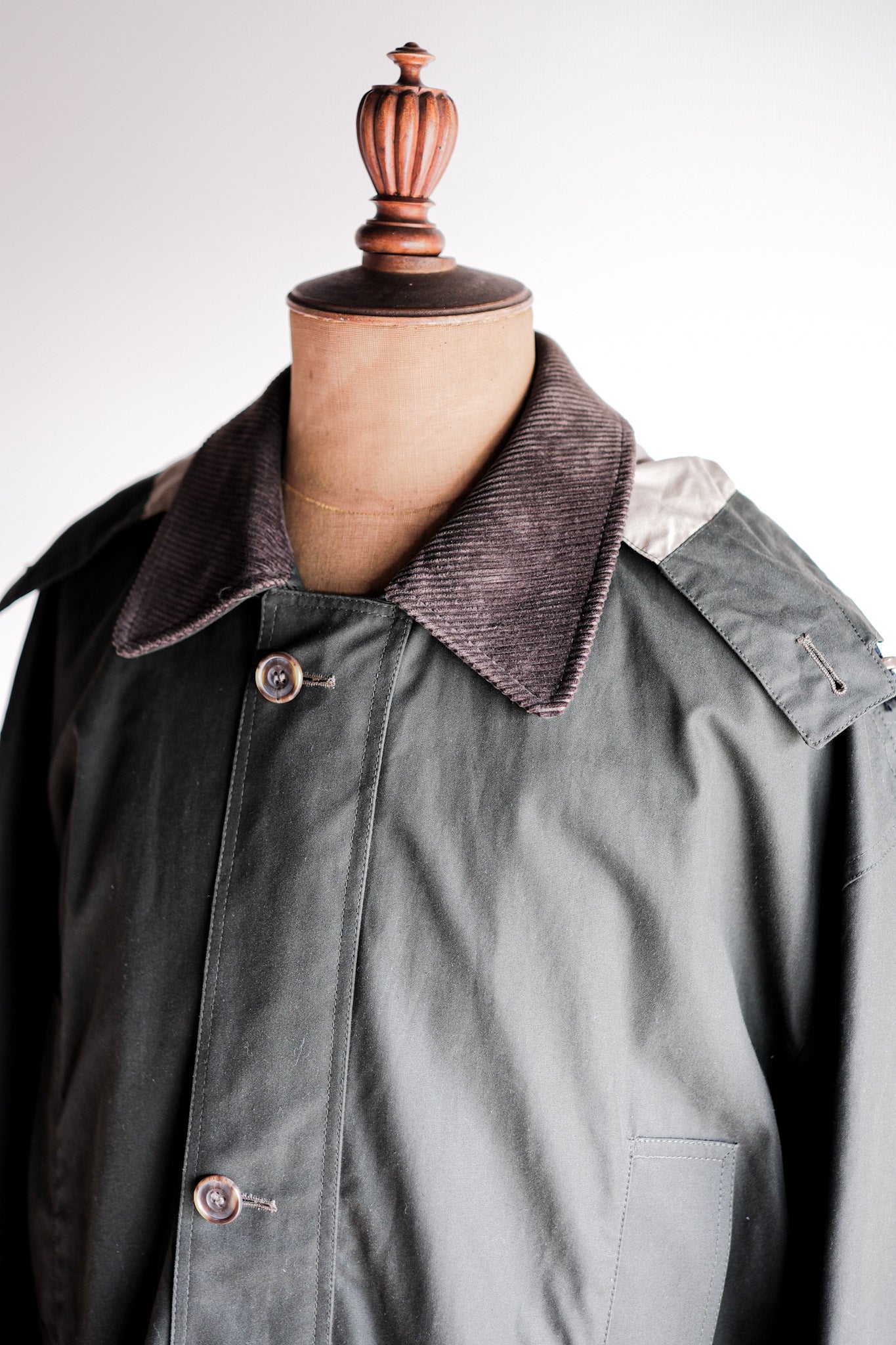 【~90's】Vintage Barbour "ENDURANCE" 3 Crest Size.44 “Dead Stock”