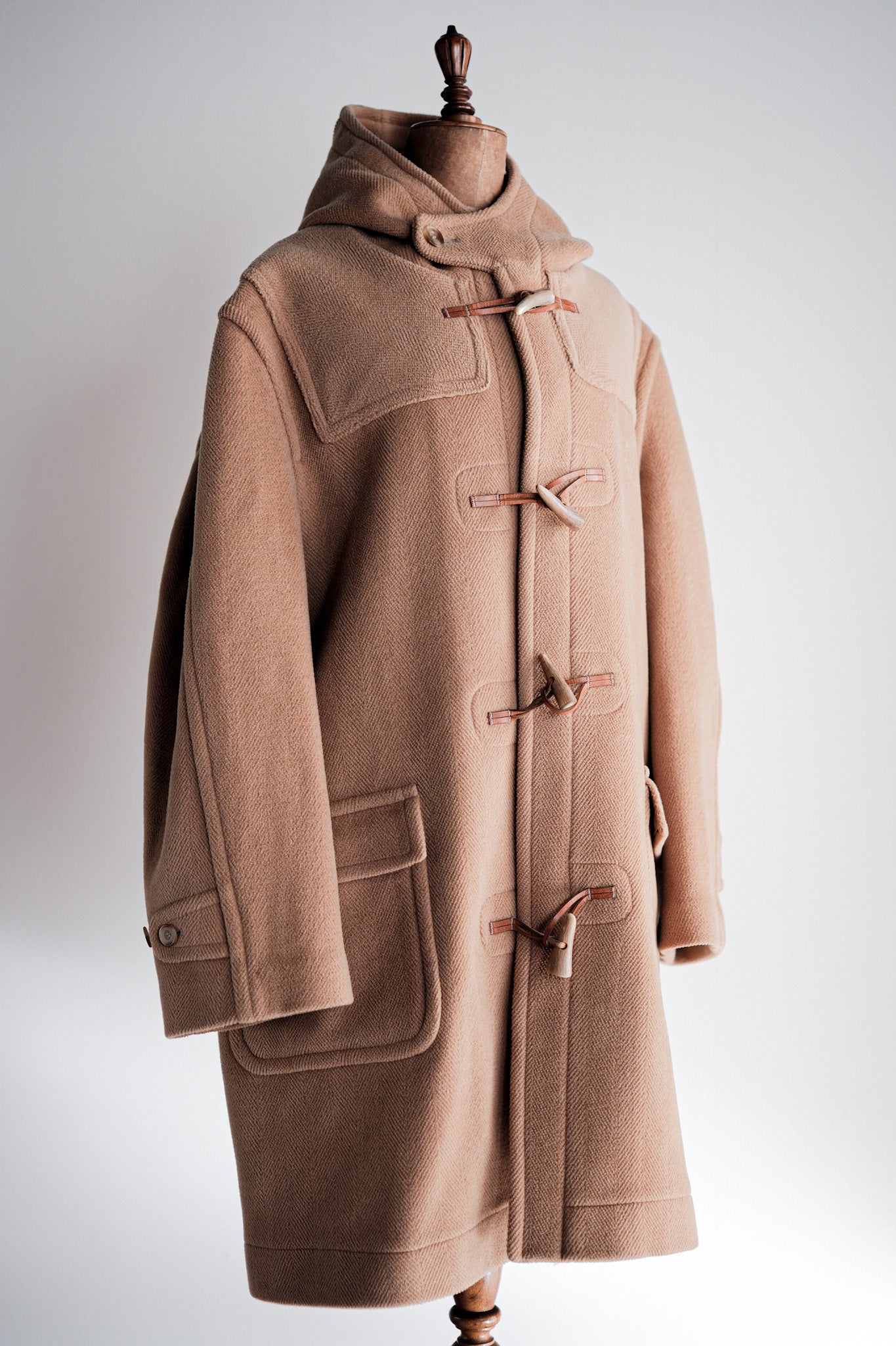 【~90's】Old INVERTERE Wool Duffle Coat "Moorbrook"