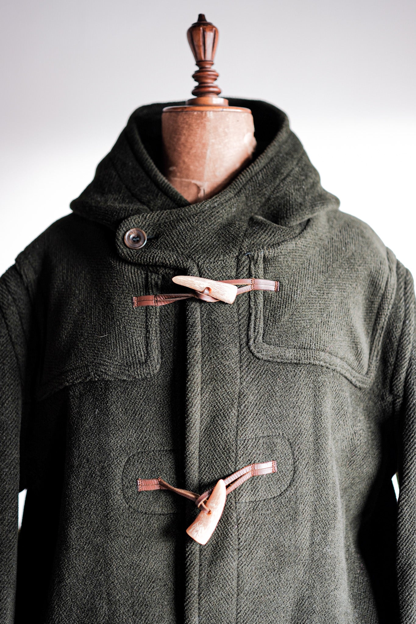 【~90's】Old INVERTERE Wool Duffle Coat "Moorbrook"