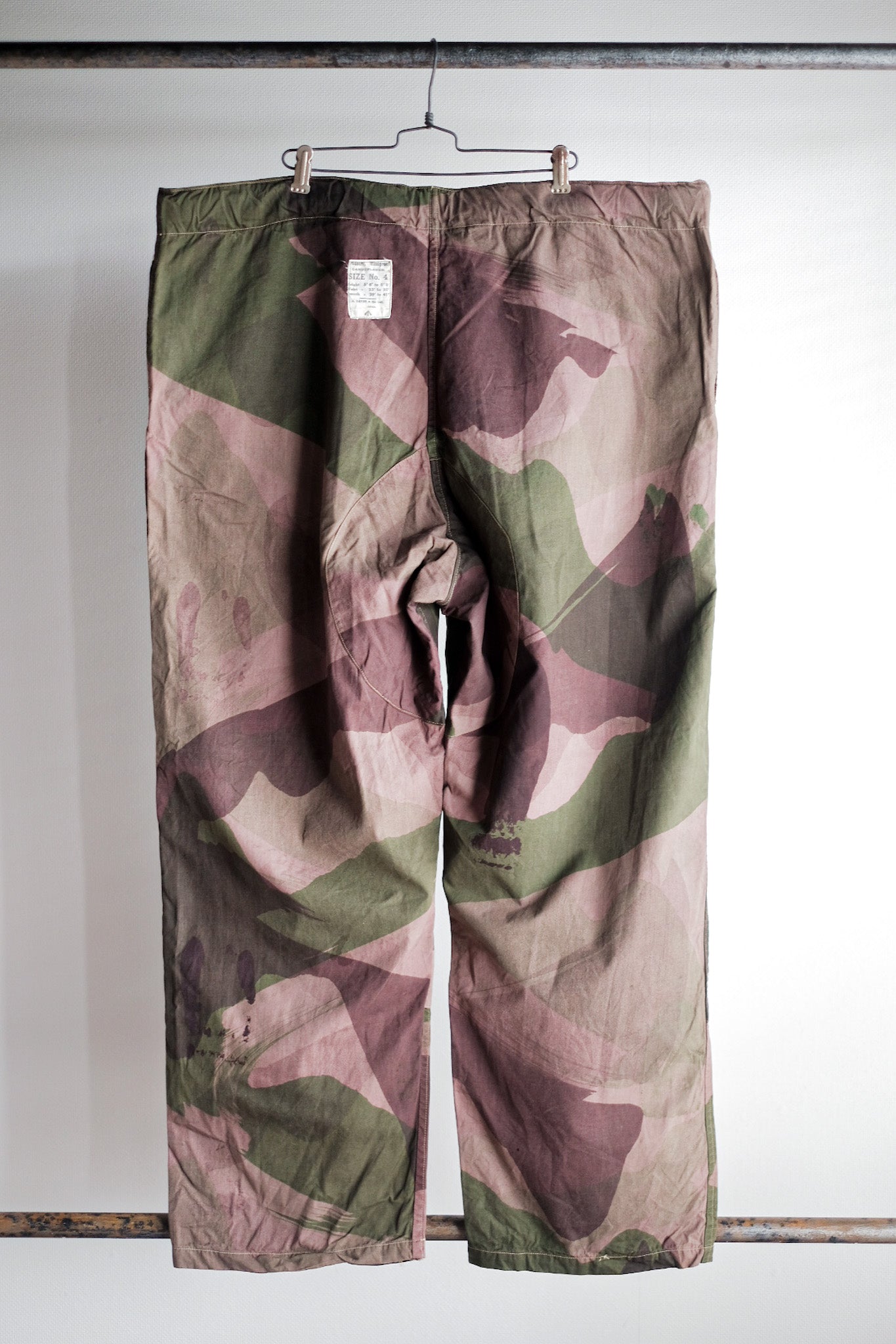 【~40's】British Army SAS Camouflaged Windproof Trousers Size.4 "Unusual Type" "Dead Stock"