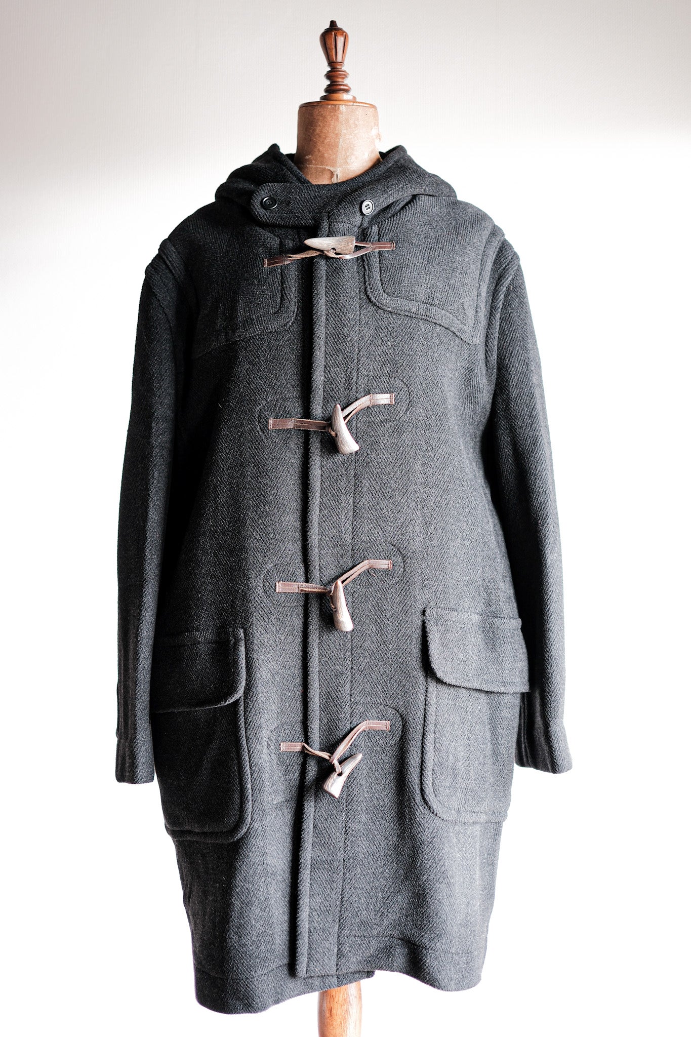 【~90's】Old INVERTERE Wool Duffle Coat "Moorbrook"