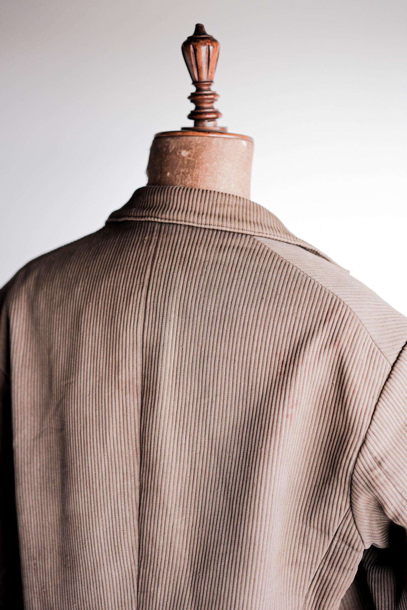 【~40's】French Vintage Brown Cotton Pique Lapel Gamekeeper Hunting Jacket "Unusual Pattern"