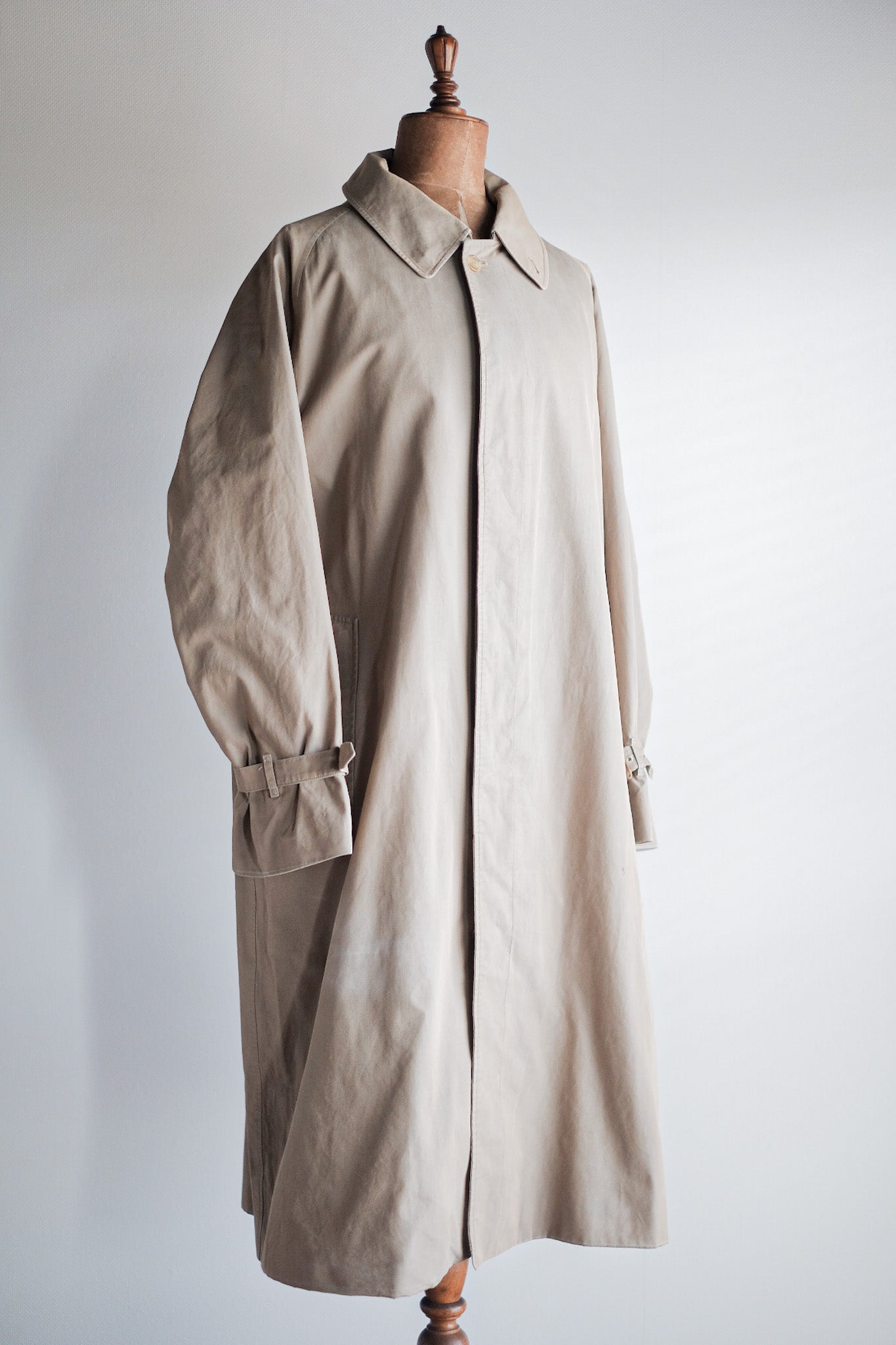 【~80's】Vintage Burberry's Single Raglan Rider Coat C100