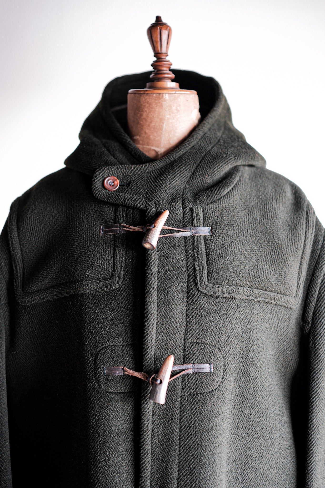【~90's】Old INVERTERE Wool Duffle Coat "Moorbrook"