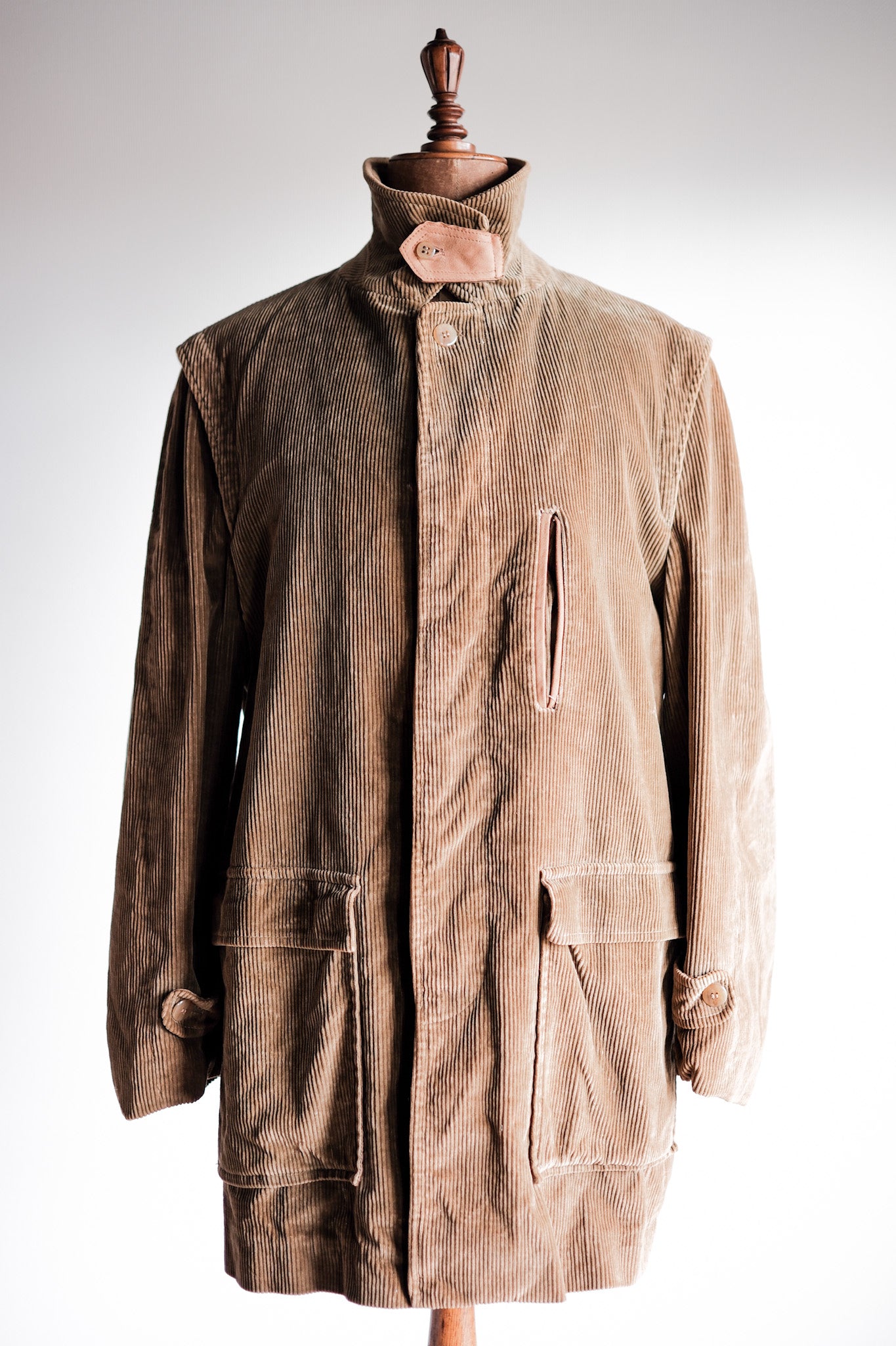 【~80's】Old INVERTERE Brown Corduroy Jacket With Chin Strap