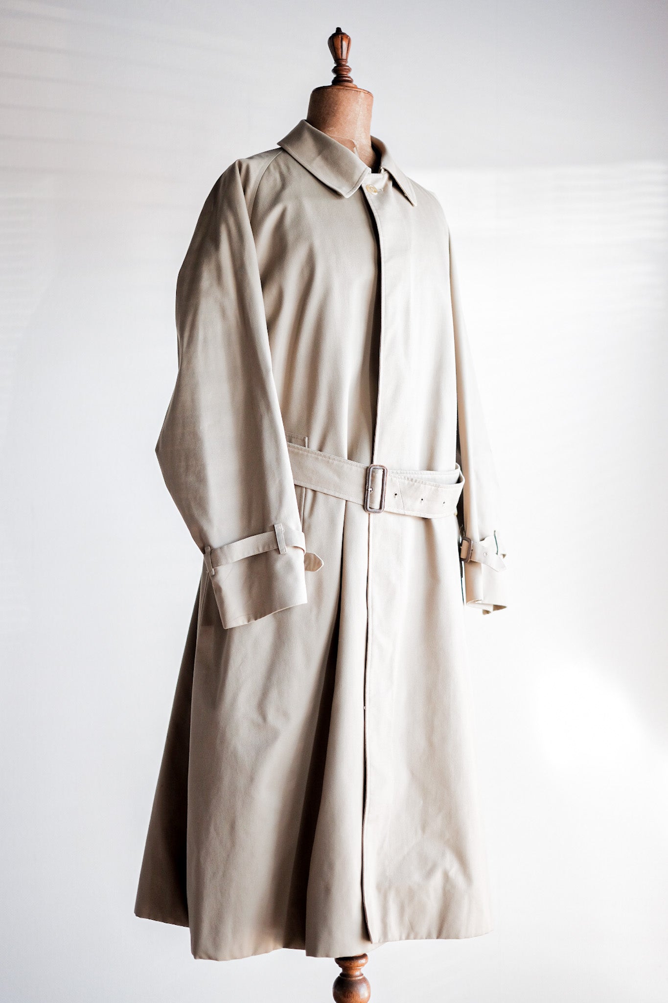 【~80's】Vintage Burberry's Single Raglan Rider Coat Size.52RL