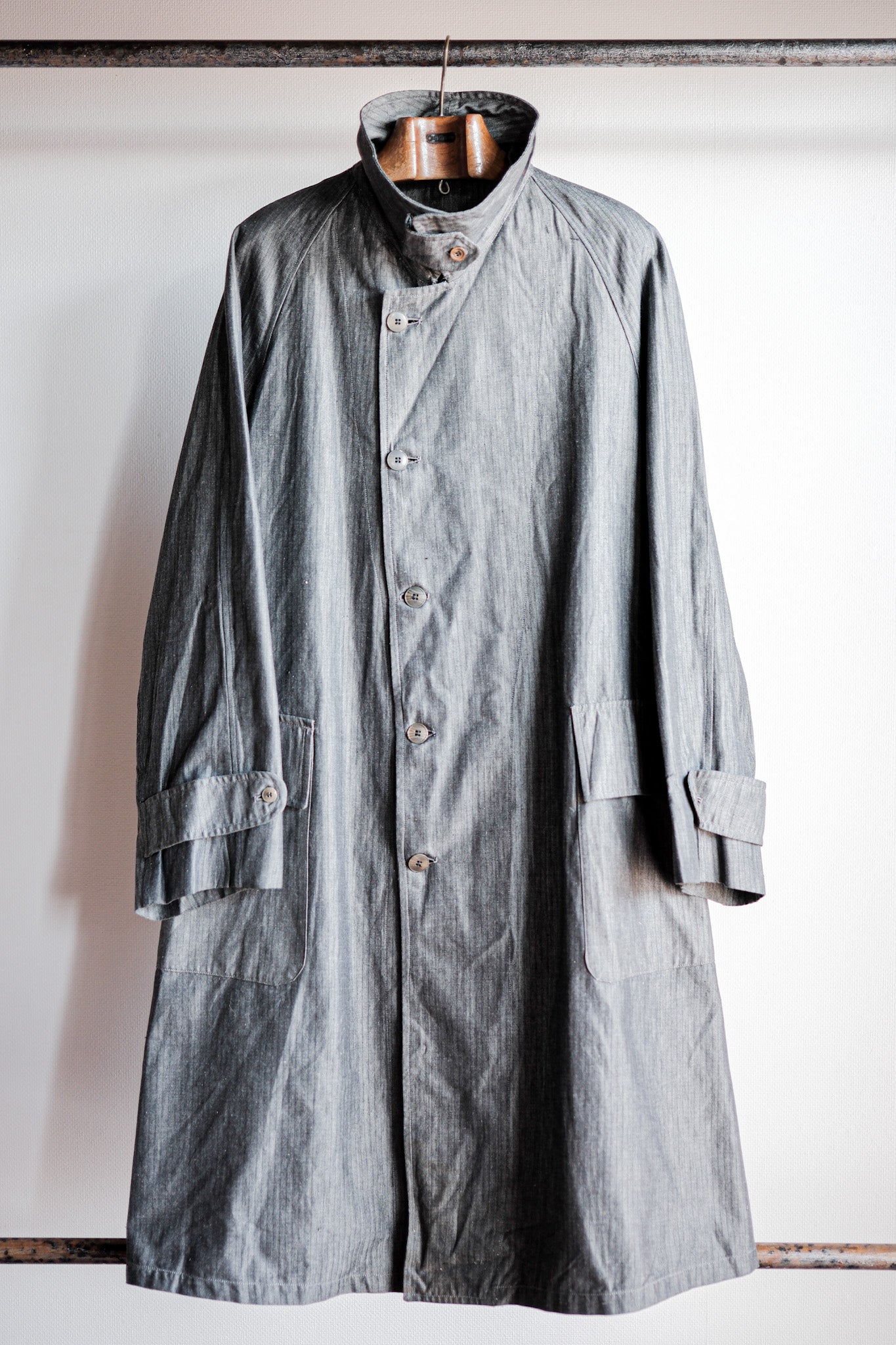 【~40's】French Vintage Salt & Pepper Cotton HBT Work Coat With Chin Strap "Dead Stock"