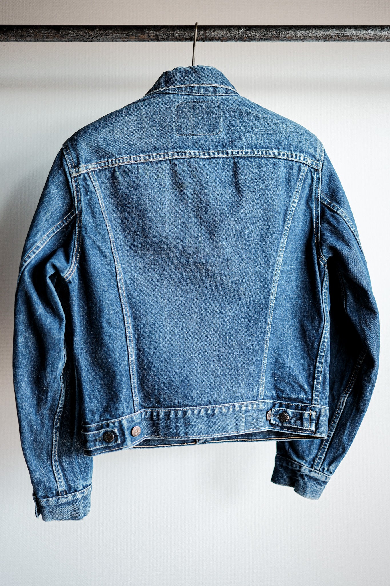 【~60's】Vintage Levi's 557 Denim Jacket Size.40 "Big E"
