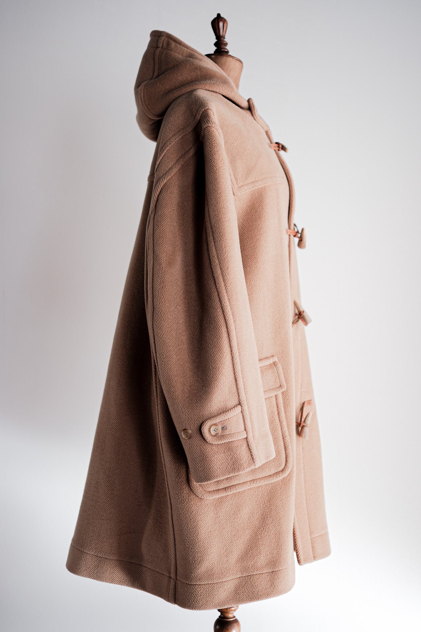 【~90's】Old INVERTERE Wool Duffle Coat "Moorbrook"