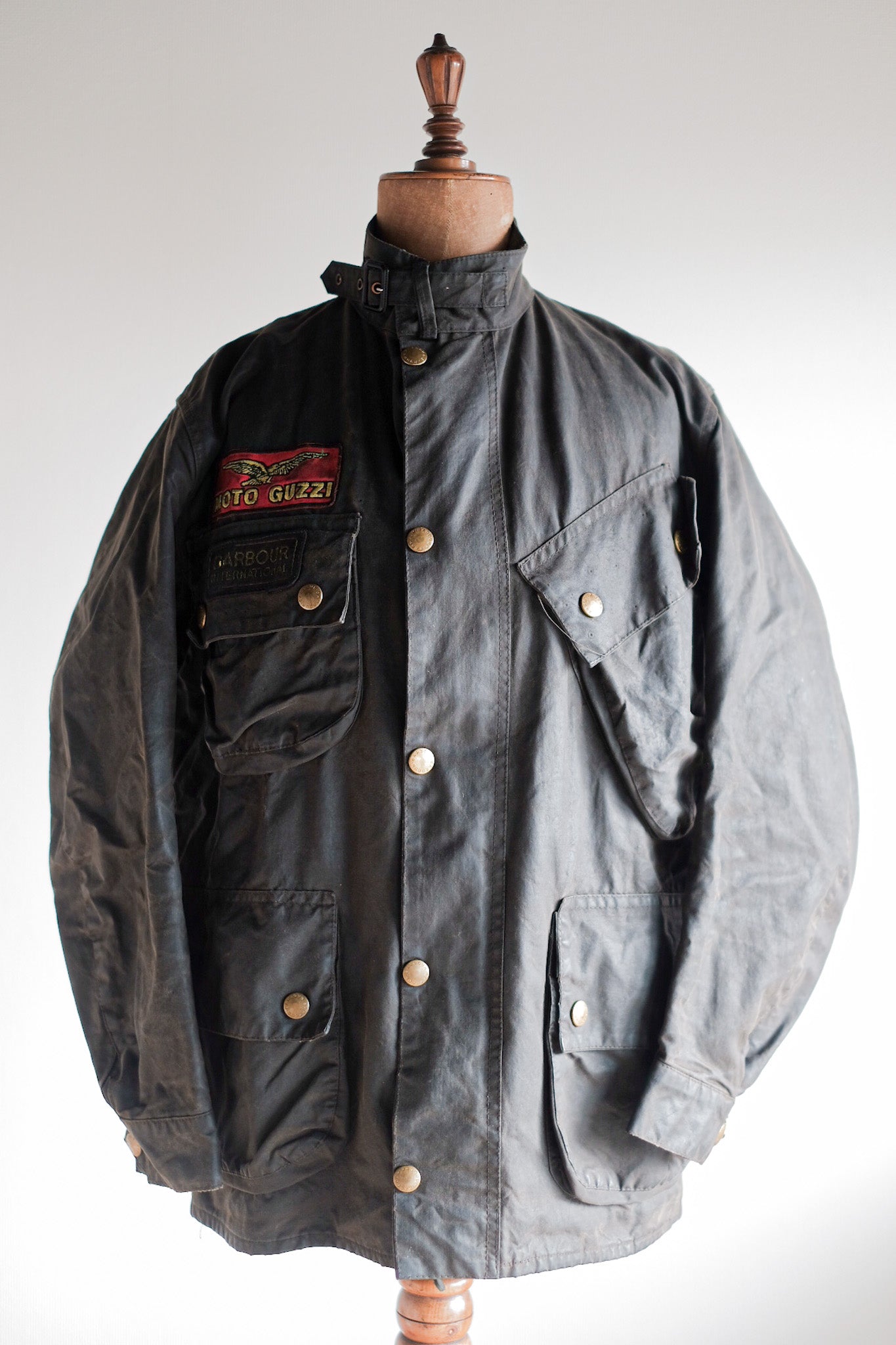 【~80's】Vintage Barbour "INTERNATIONAL SUIT" 2 Crest Size.38
