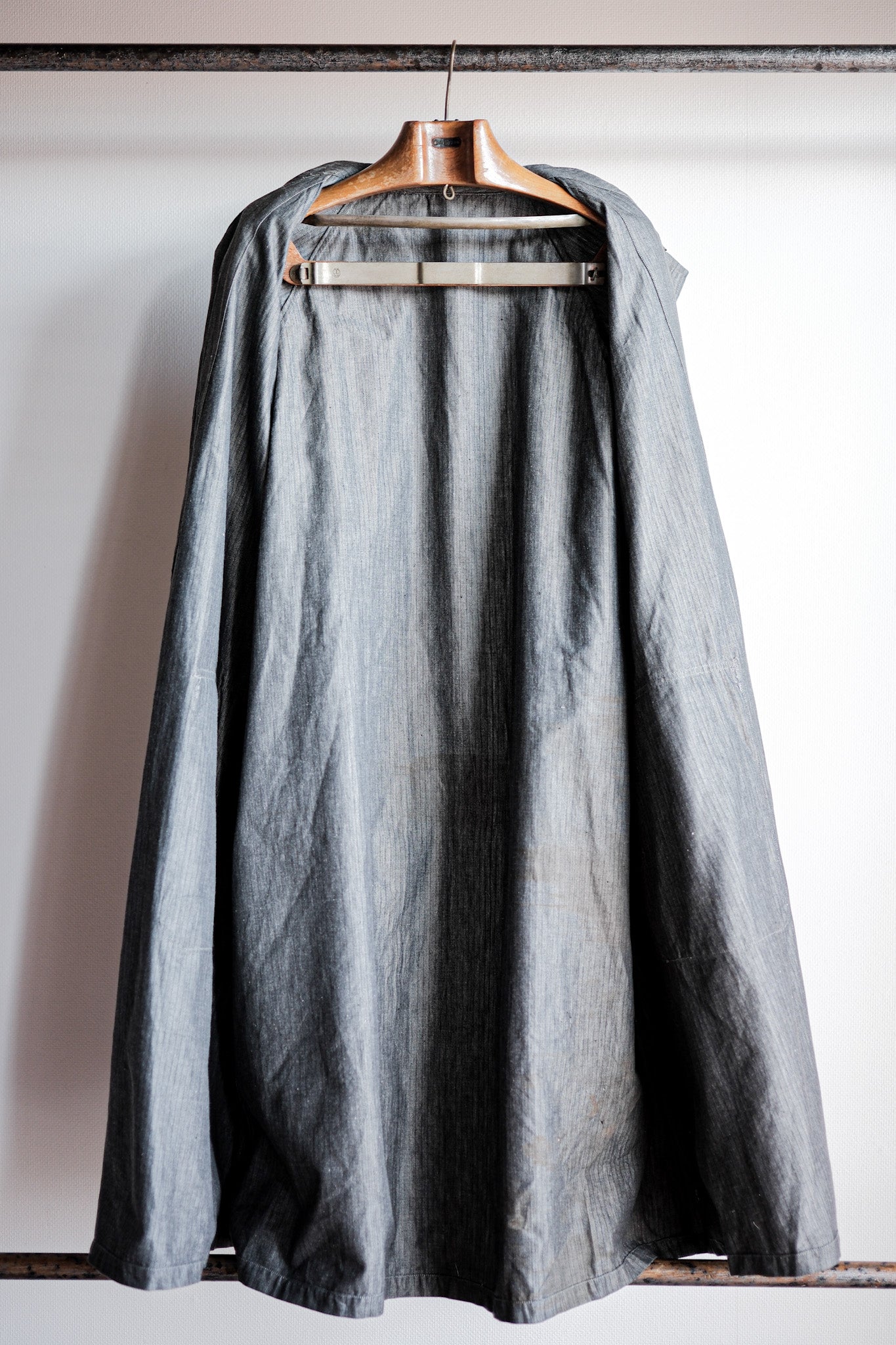 【~40's】French Vintage Salt & Pepper Cotton HBT Work Coat With Chin Strap "Dead Stock"