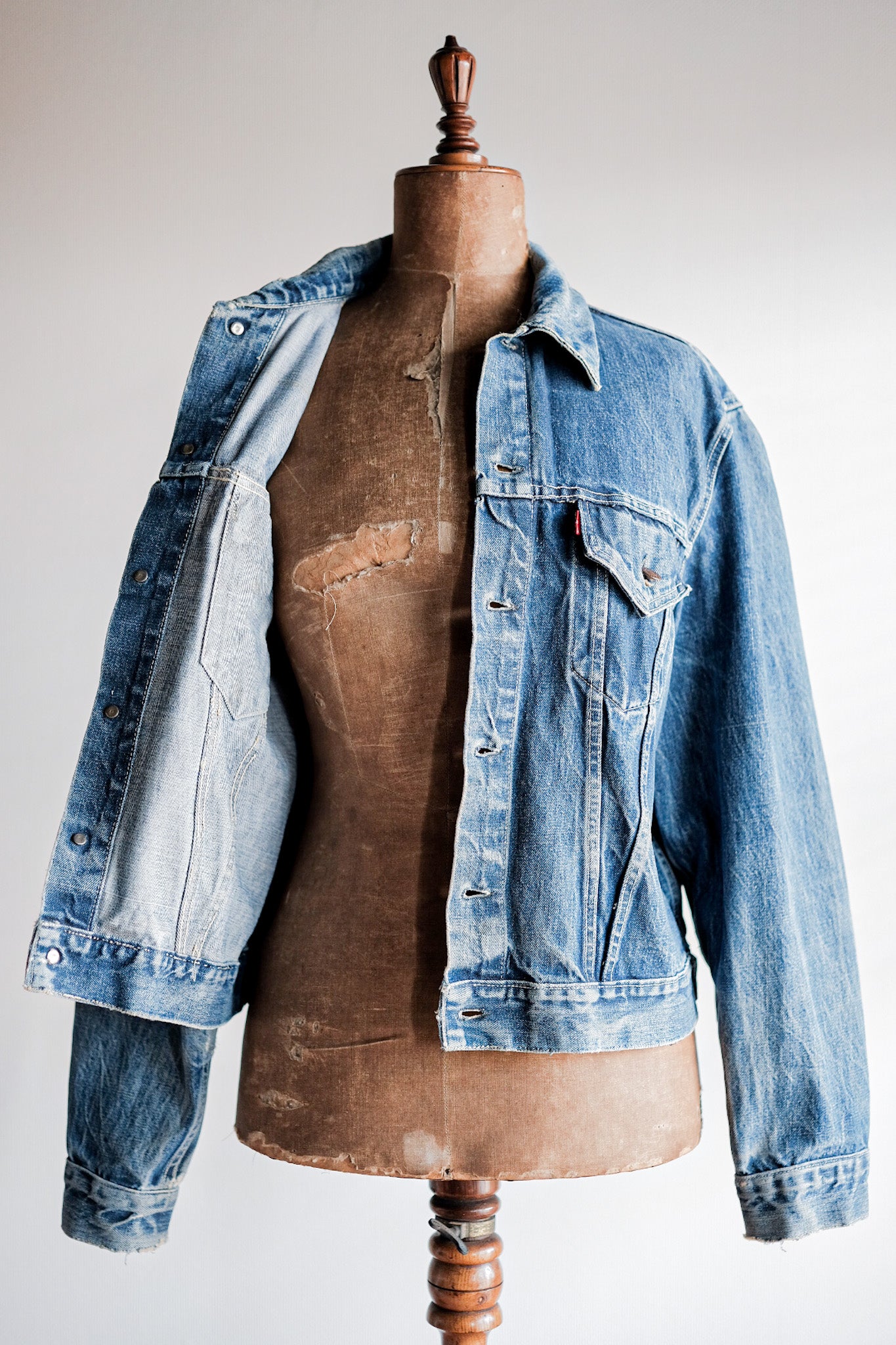 【~60's】Vintage Levi's 557 Denim Jacket "Big E"