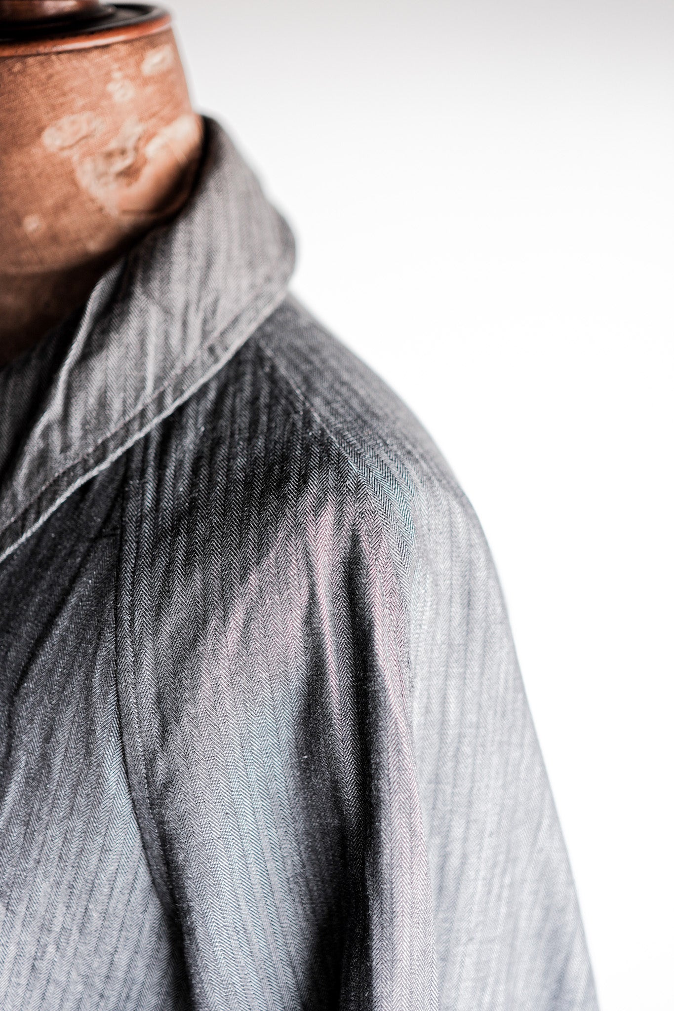 【~40's】French Vintage Salt & Pepper Cotton HBT Work Coat With Chin Strap "Dead Stock"