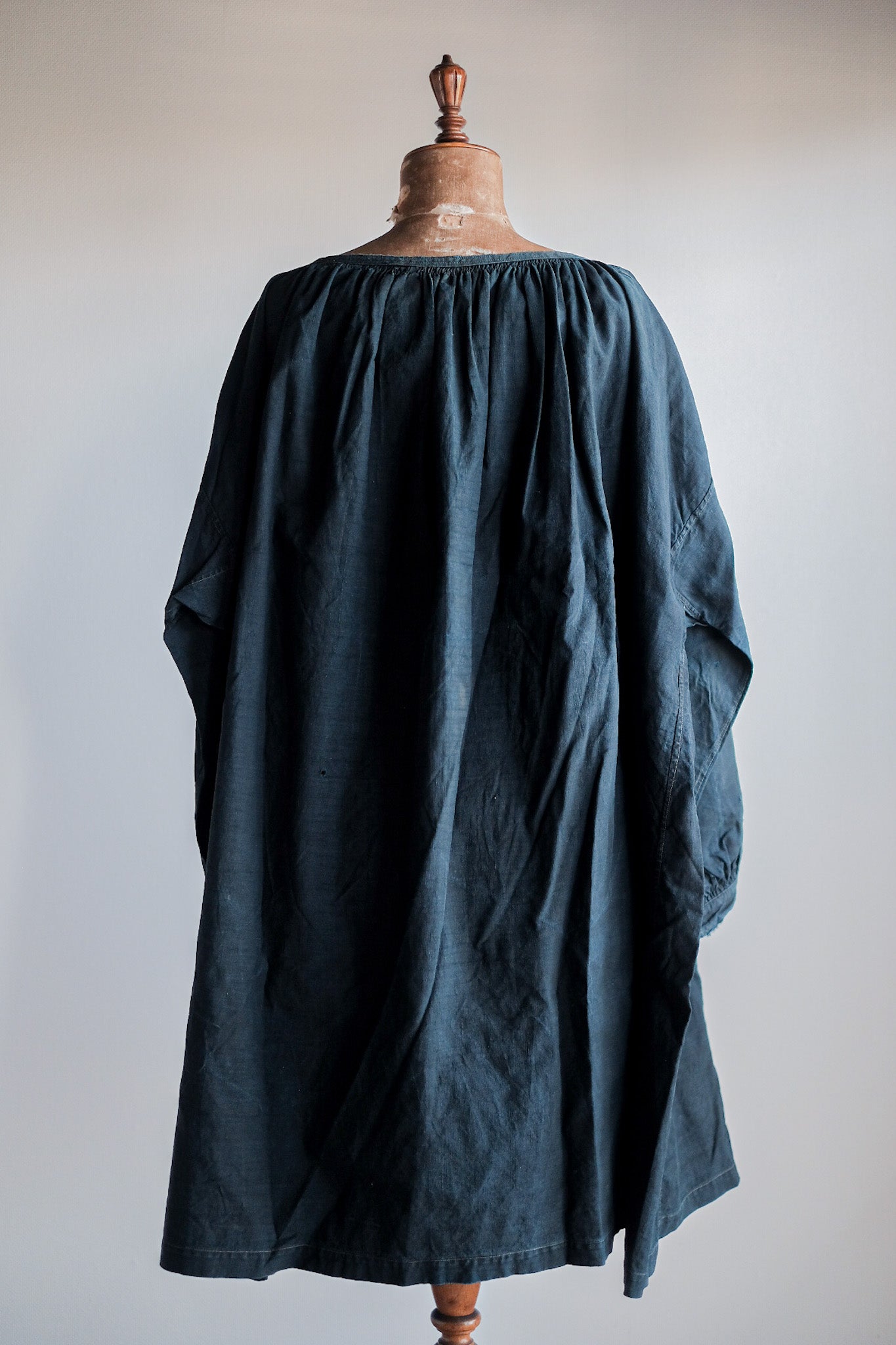 【Early 20th C】French Antique Indigo Linen Smock "Biaude"