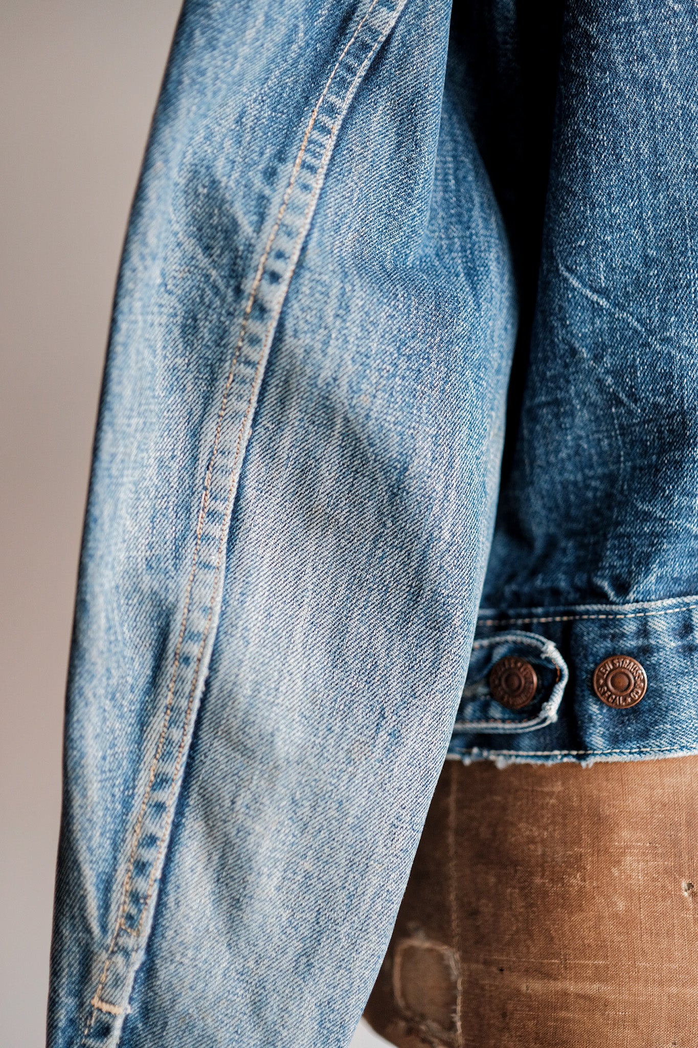 【~60's】Vintage Levi's 557 Denim Jacket "Big E"