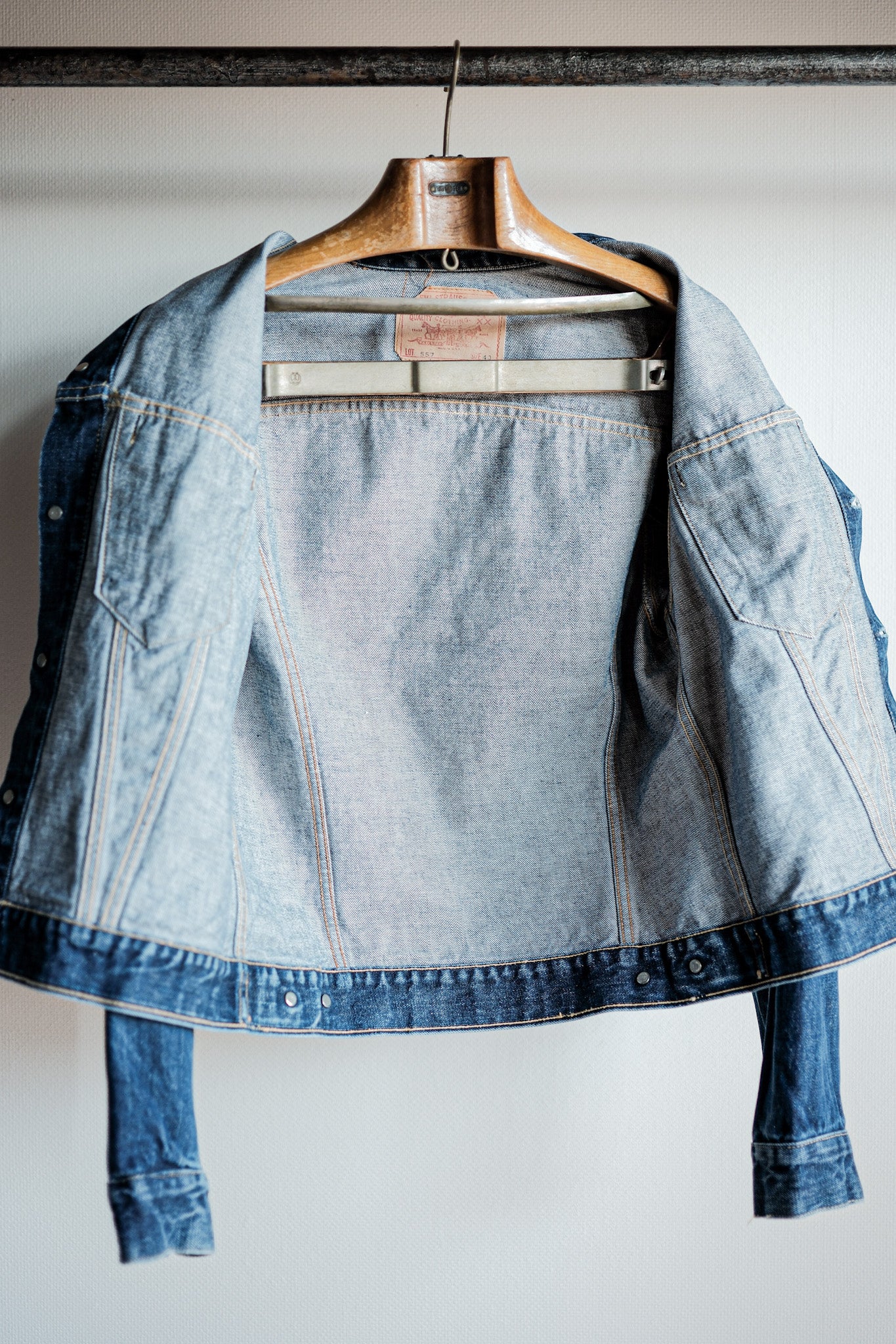 【~60's】Vintage Levi's 557 Denim Jacket Size.40 "Big E"