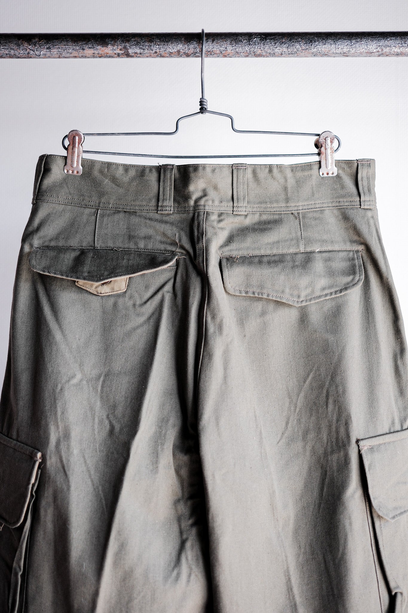 [~ 60's] Taille des pantalons de terrain de l'armée française.21 "Stock mort"