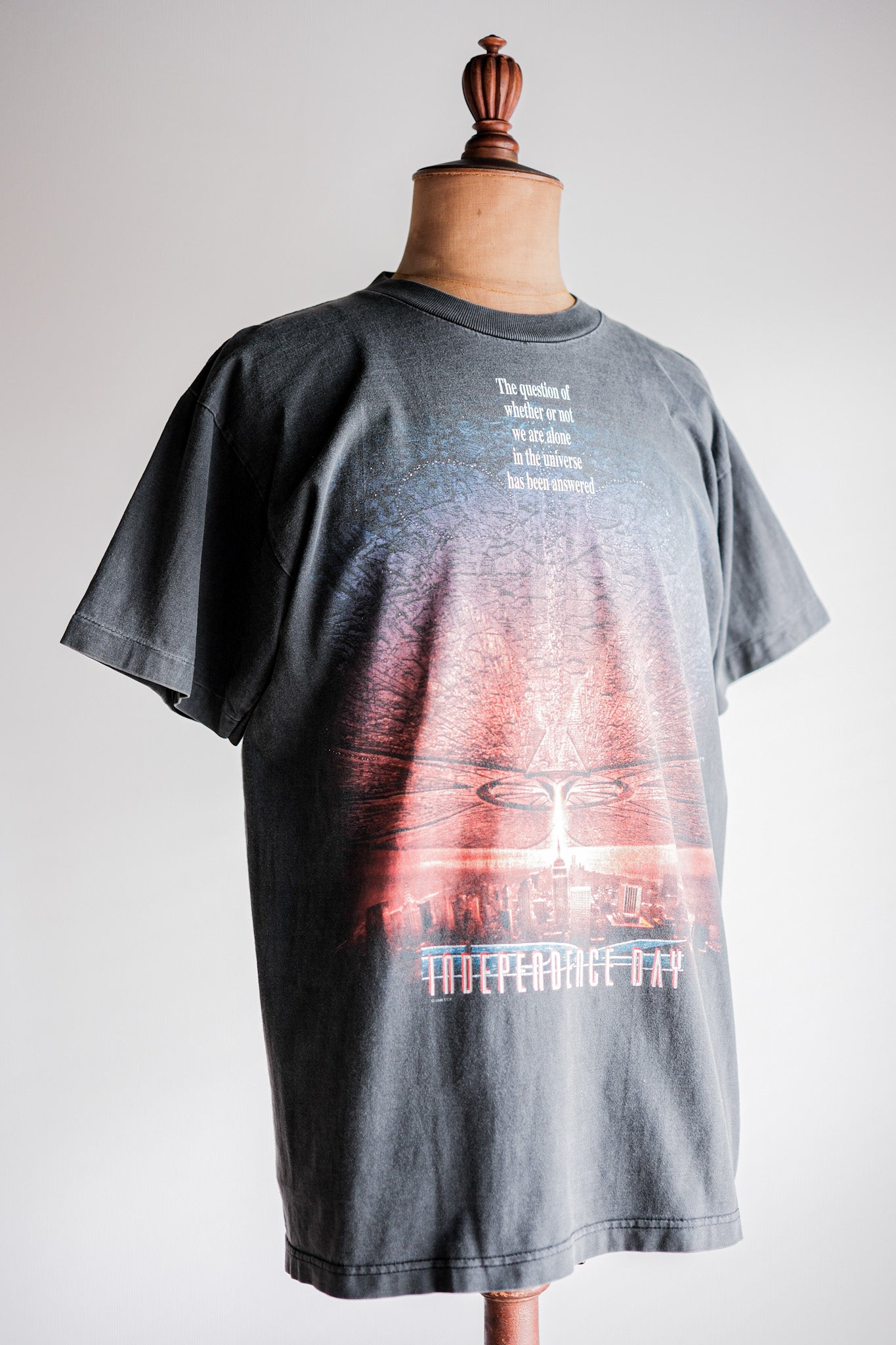 [~ 90 년대] 빈티지 영화 프린트 티셔츠 크기. L "독립 기념일"