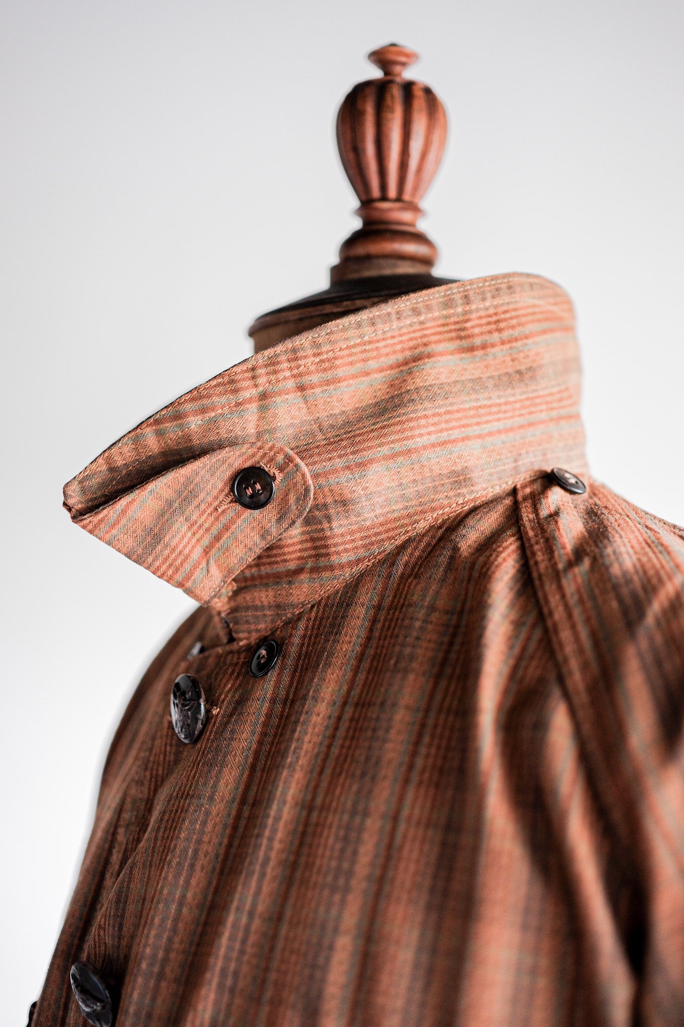 ［~50's］French Vintage Brown Cotton Striped Raglan Sleeve Hunting Jacket With Chin Strap "Unusual Pattern"
