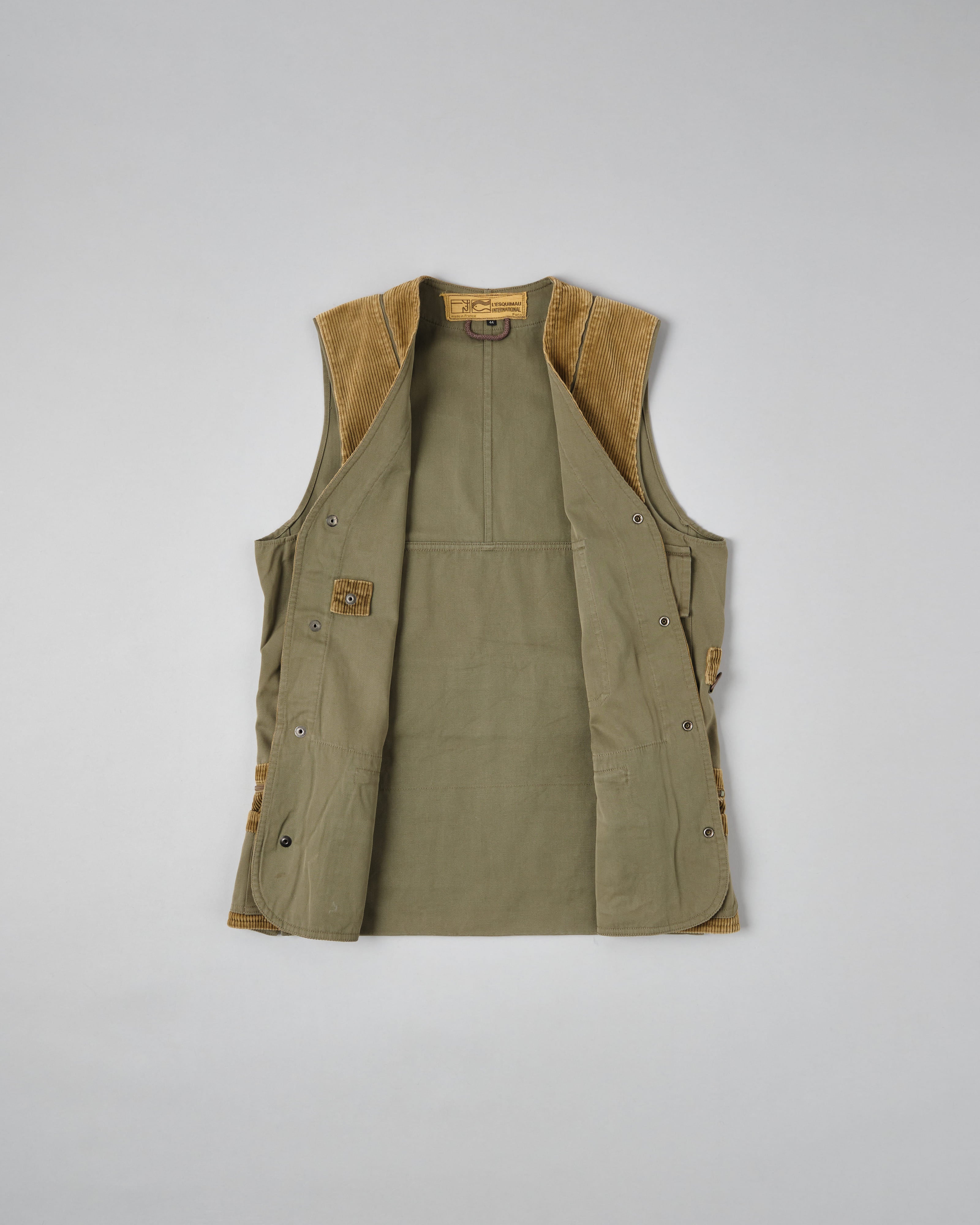 【~80's】French Vintage Switching Cotton Corduroy Hunting Vest Size.44 "L'ESQUIMAU INTERNATIONAL"