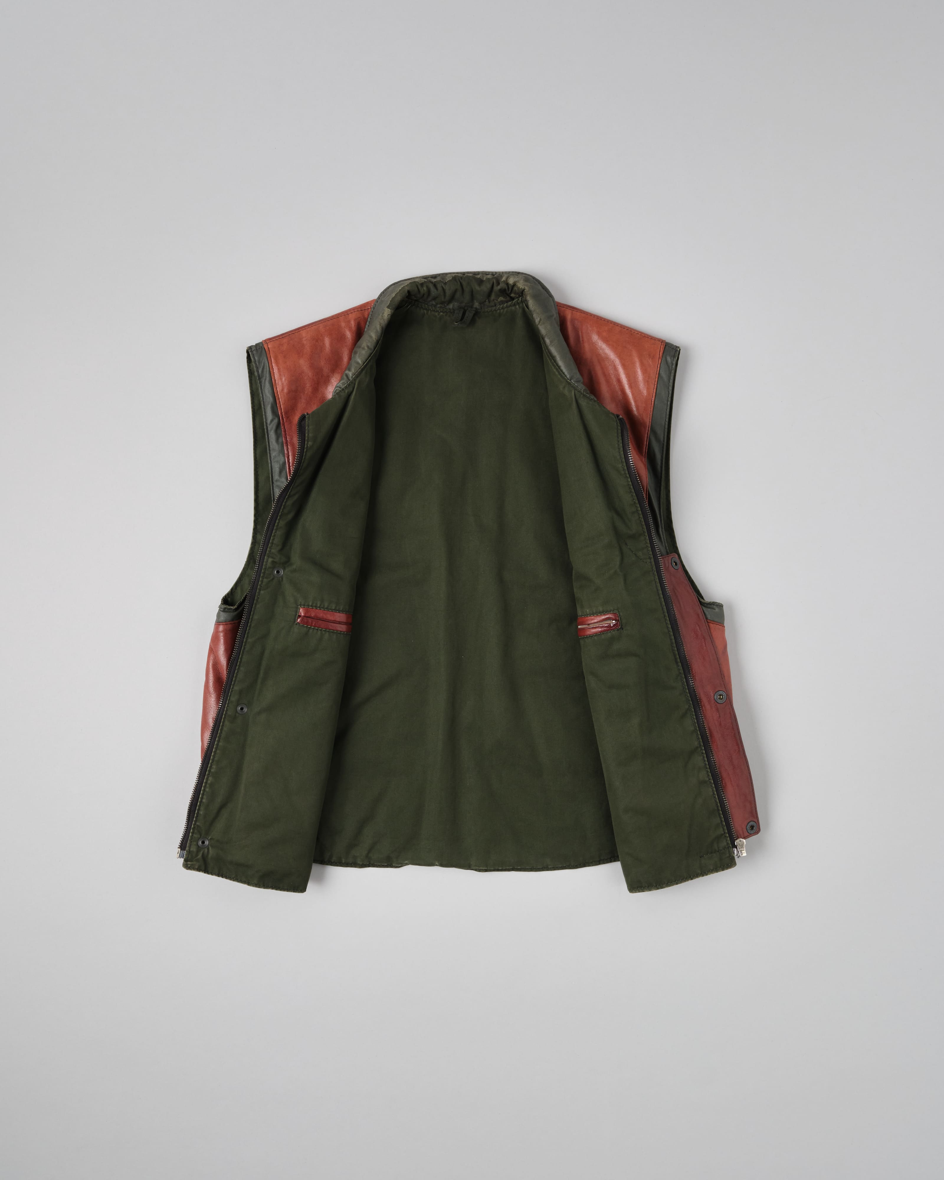 [~70's] British Vintage Switching Leather Nylon Zip Up Vest Size.40