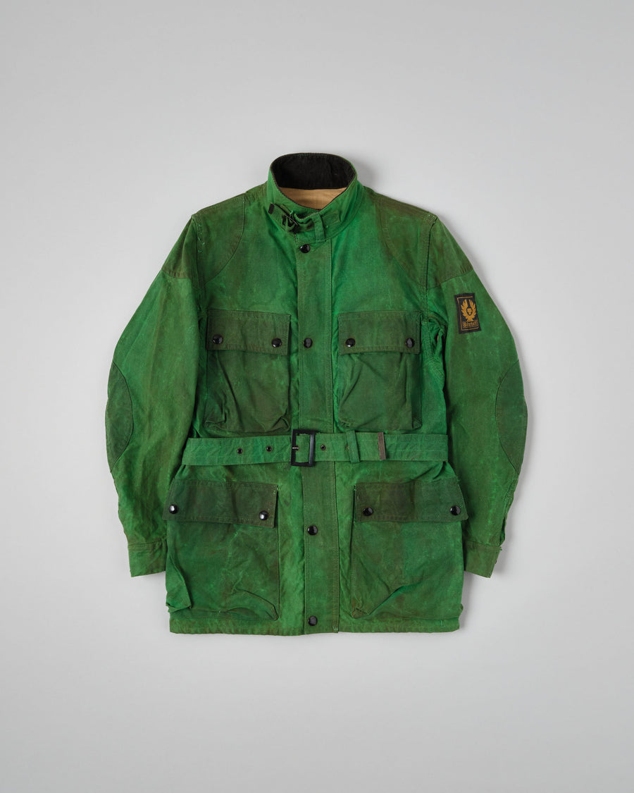 ［~80's］Vintage Belstaff Bright Green Waxed Cotton Jacket "TRIALMASTER PROFESSIONAL JACKET" 的全身照