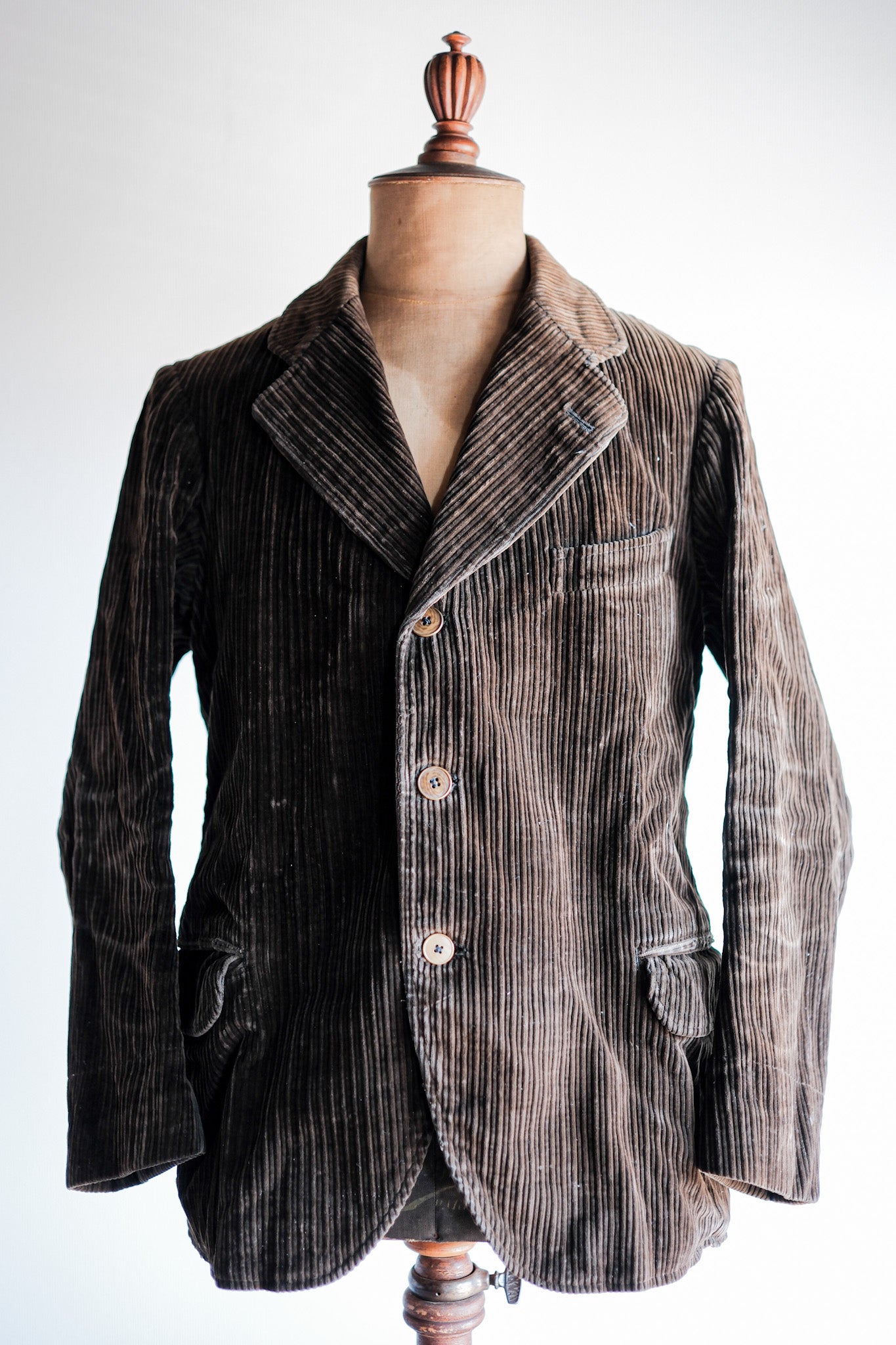 [~ 30 '] 프랑스 빈티지 브라운 코듀로이 옷깃 재킷