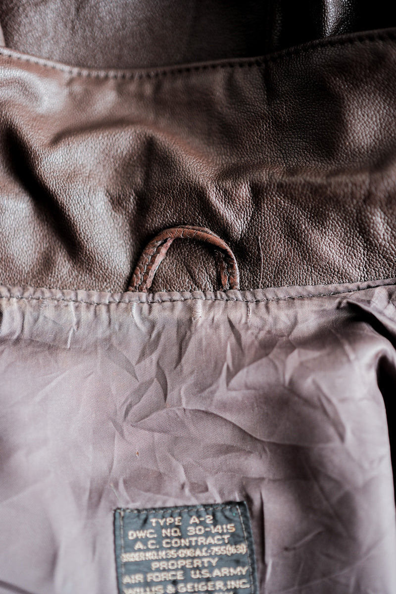 [~ 80's] Willis & Geiger A-2 Type Leather Jacket Size.44 "Made in US.A"