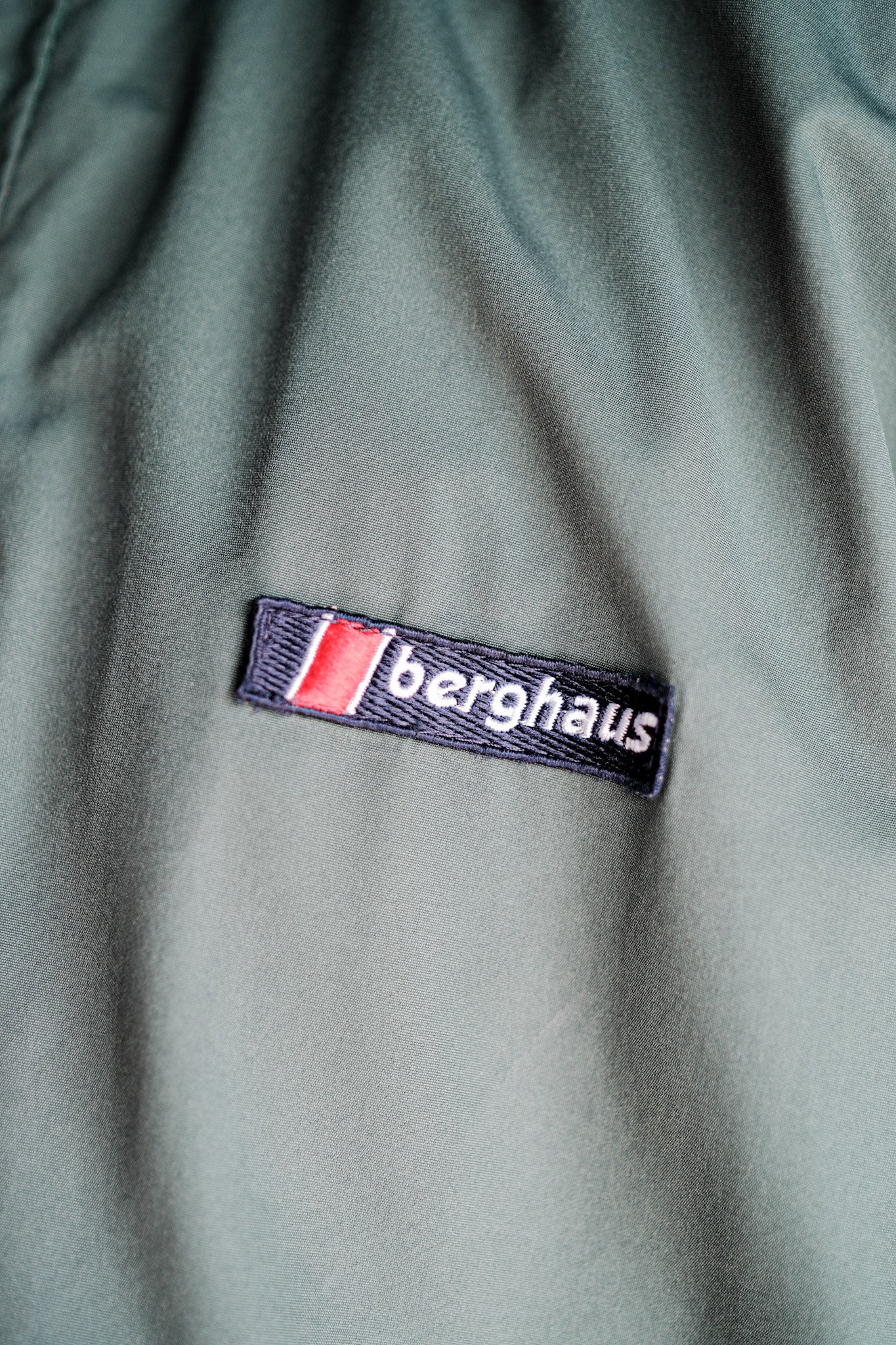 [~ 90 년대] Vintage Berghaus 나일론 하이킹 재킷 크기.