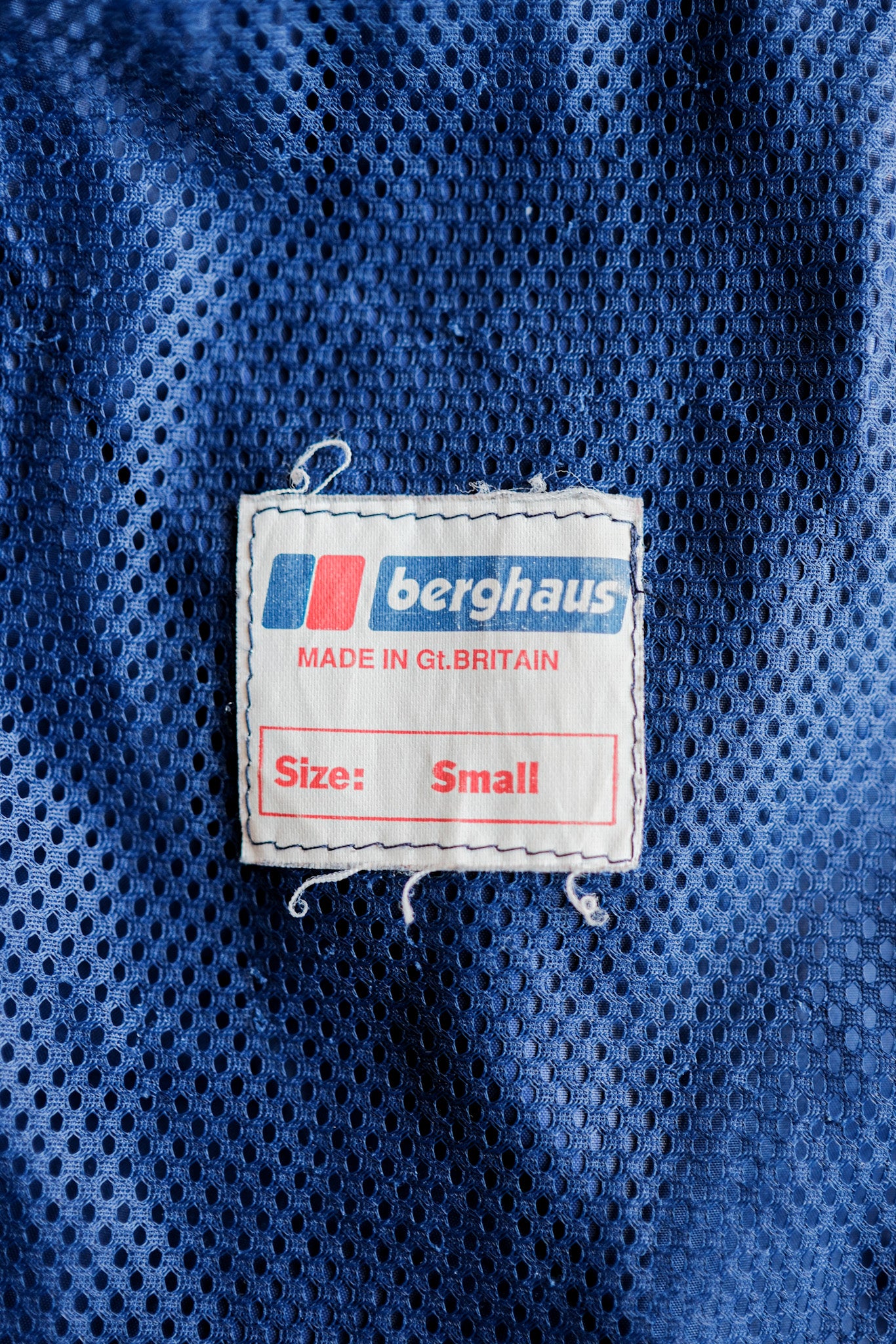 [〜90年代]復古Berghaus Gore-Tex遠足外套的大小。