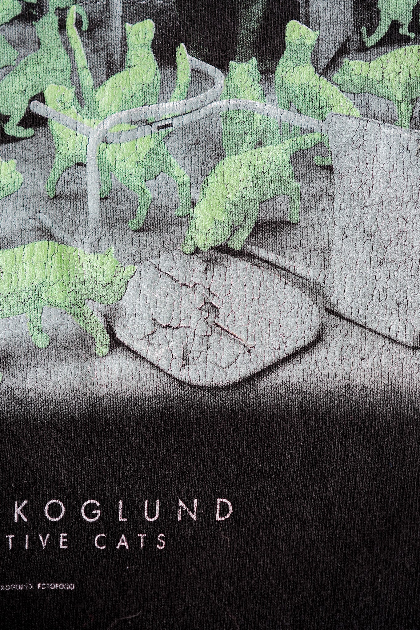 【~90's】Vintage Art Print T-shirt Size.M "Sandy Skoglund" "Radioactive Cats" "Made in U.S.A."