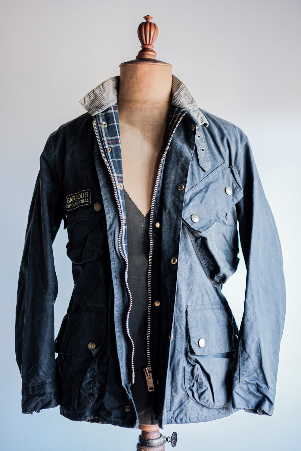 ［~80's］Vintage Barbour "INTERNATIONAL SUIT" 2 Crest Size.38