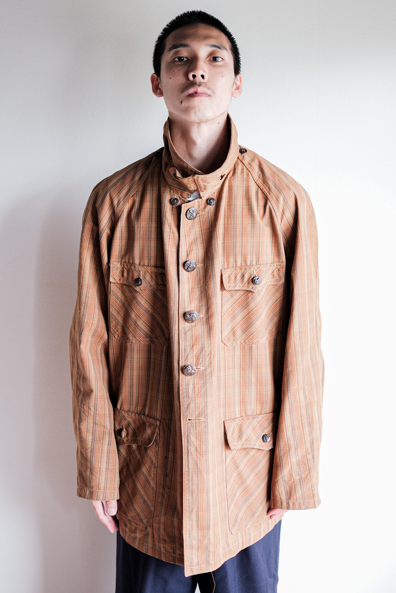 【~50's】French Vintage Brown Cotton Striped Raglan Sleeve Hunting Jacket With Chin Strap "Unusual Pattern"