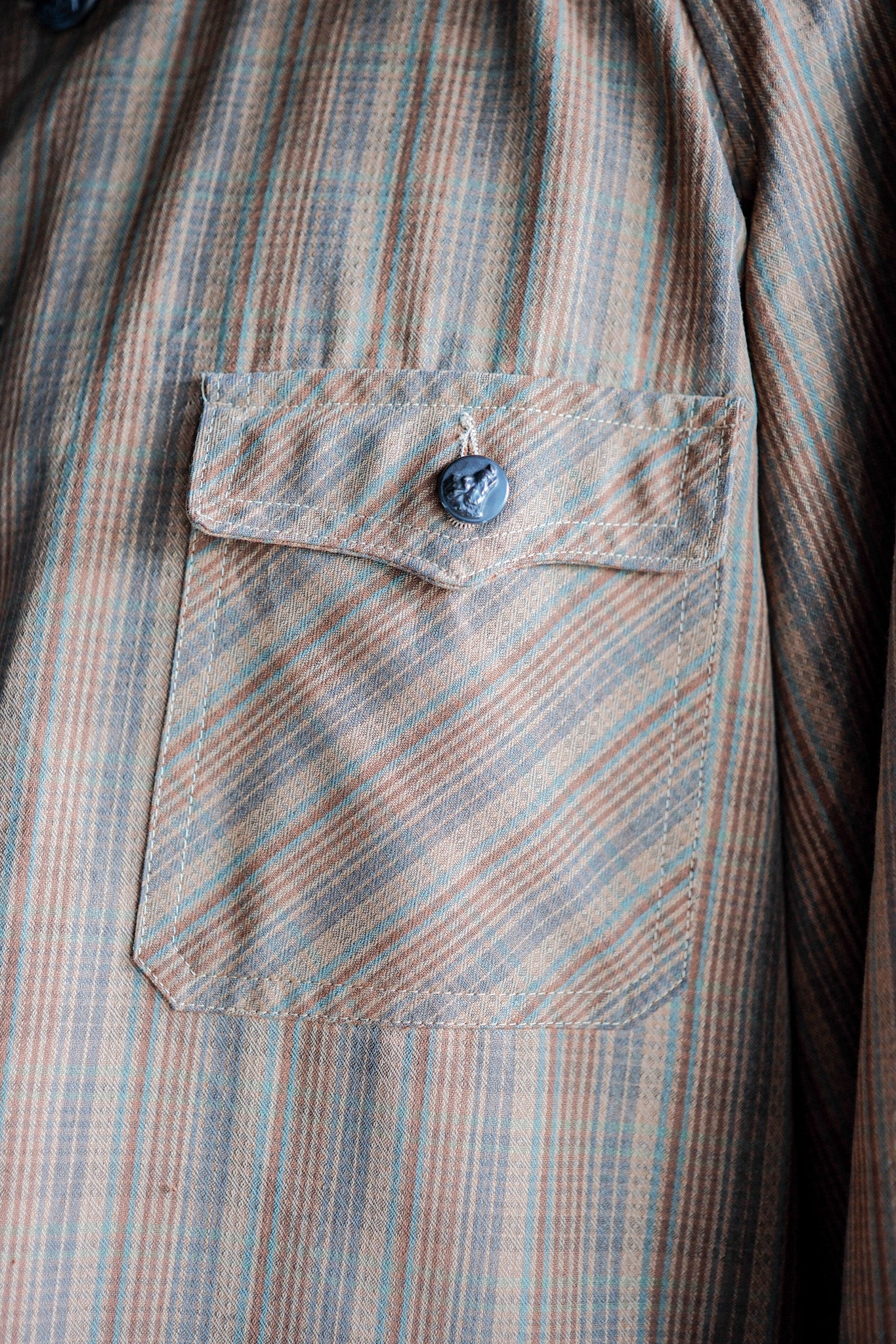 ［~50's］French Vintage Brown Cotton Striped Raglan Sleeve Hunting Jacket With Chin Strap "Unusual Pattern"