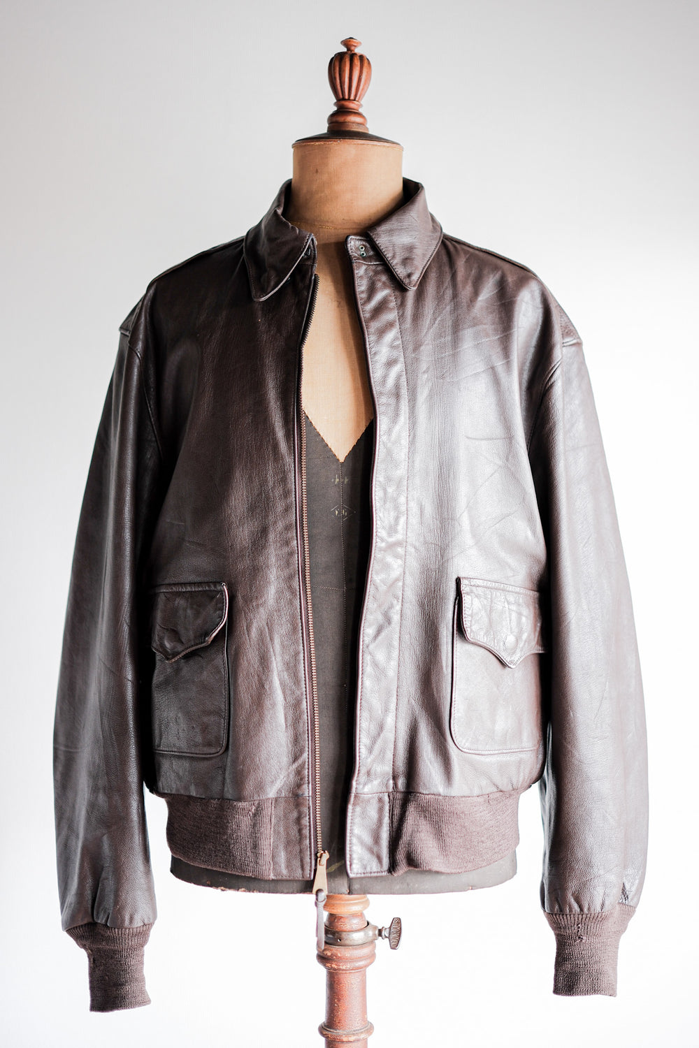 ［~80's］Willis&Geiger A-2 Type Leather Flight Jacket Size.44 "Made in U.S.A."