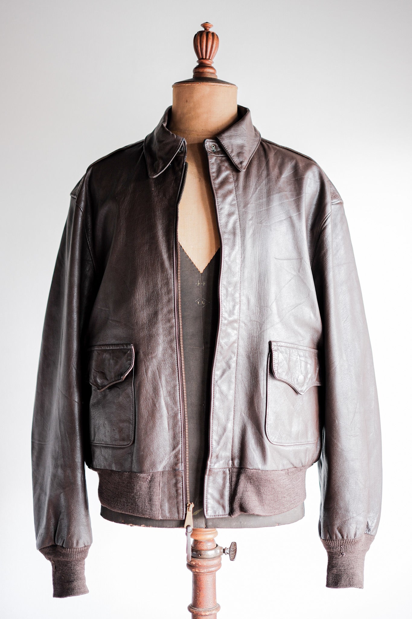【~80's】Willis&Geiger A-2 Type Leather Flight Jacket Size.44 "Made in U.S.A."