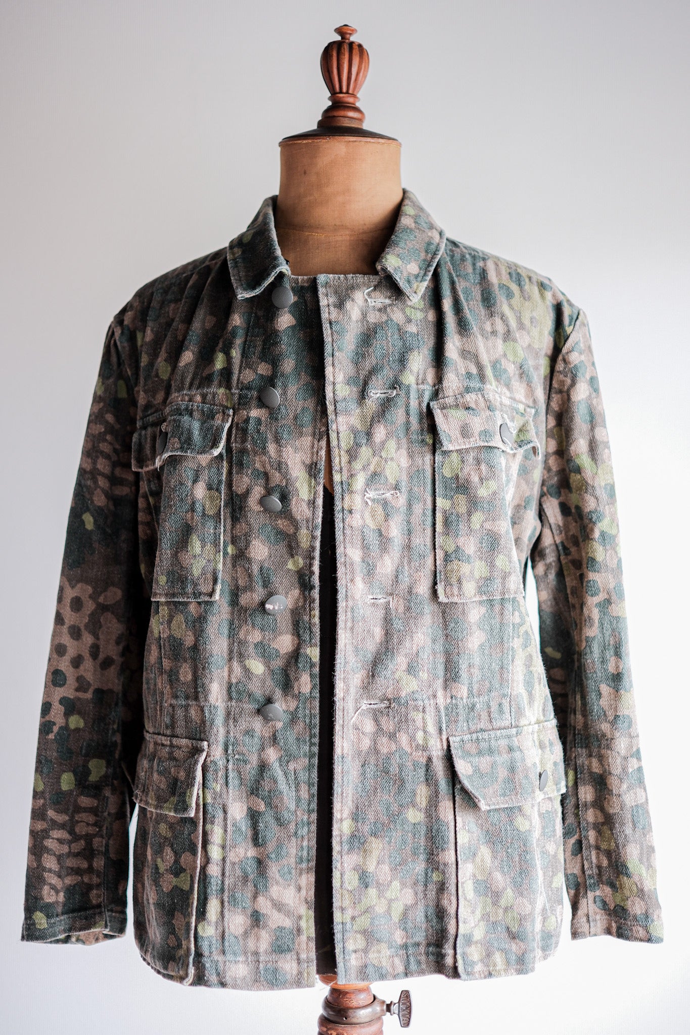 【~00's】German Waffen-SS Type Pea Dot Camouflage M44 HBT Field Jacket "Reproduction"