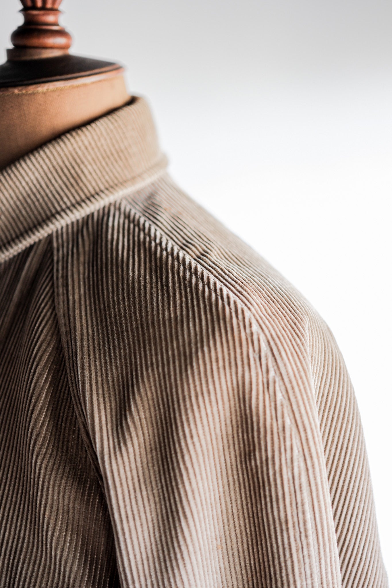 ［~80's］Vintage Aquascutum Raglan Sleeve Brown Corduroy Blouson